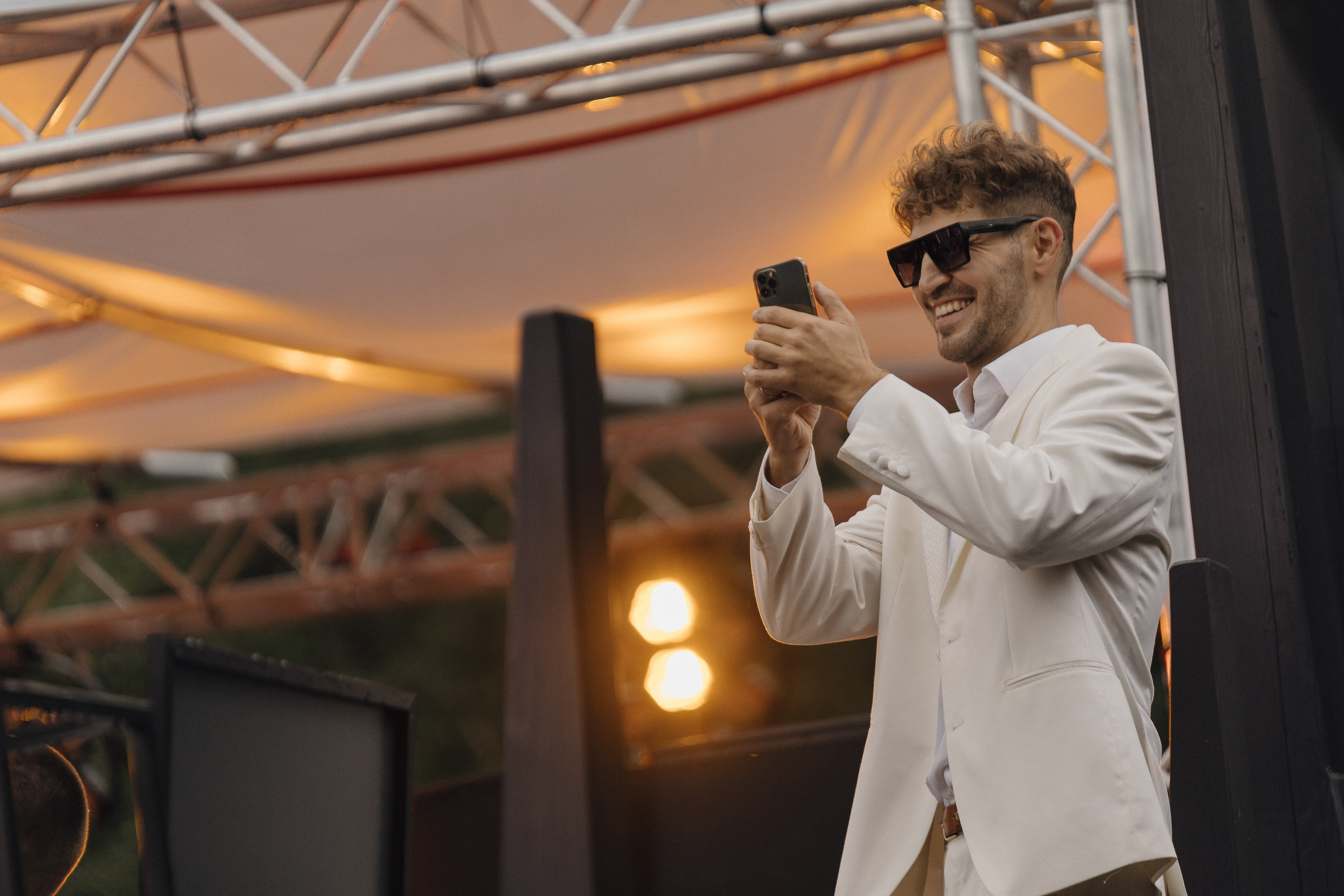 Чувствуй, люби, пиши. Фотограф Денис Голубев