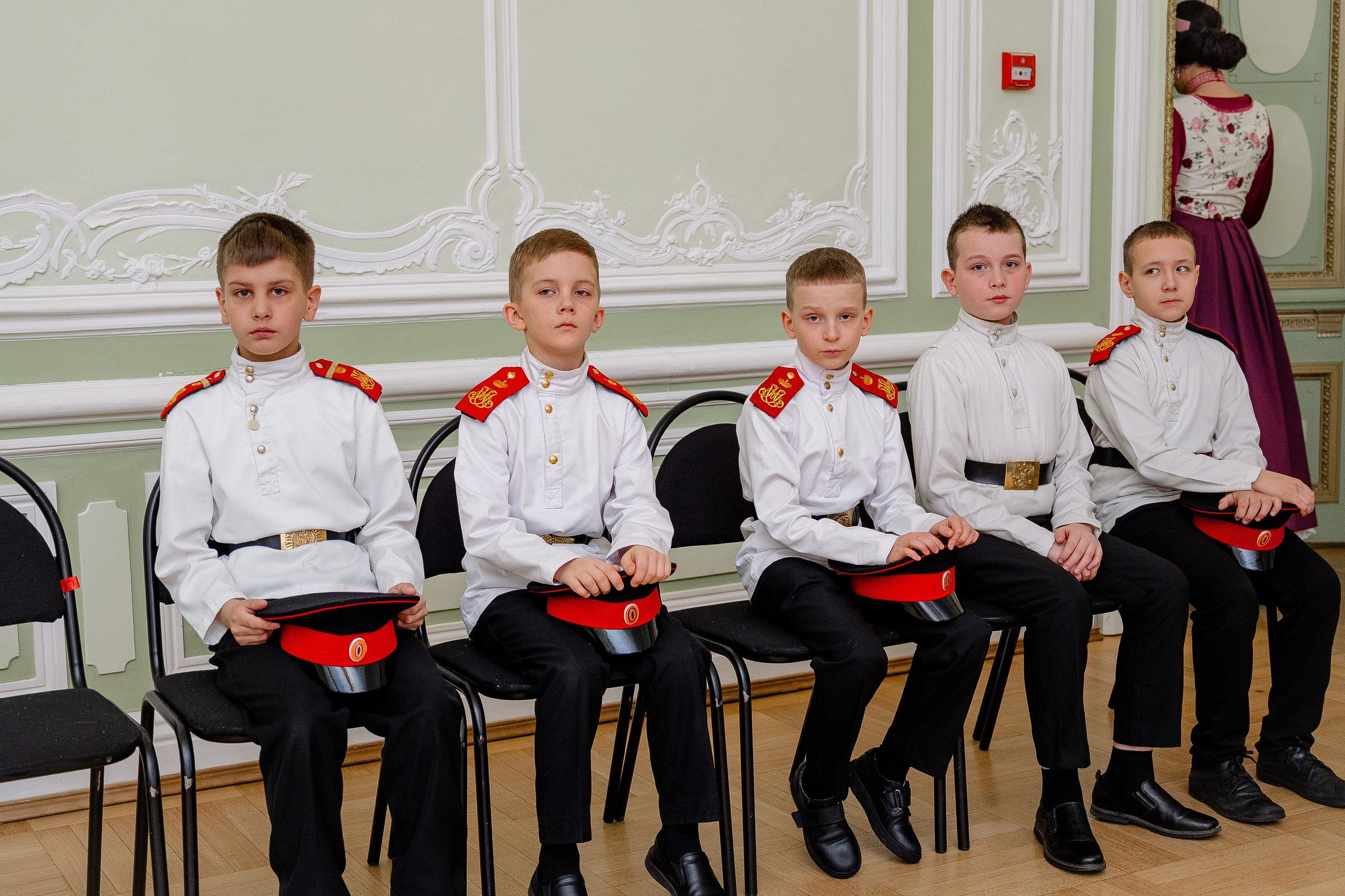Весенний бал. Школа благородного воспитания. Alice_insomnia
