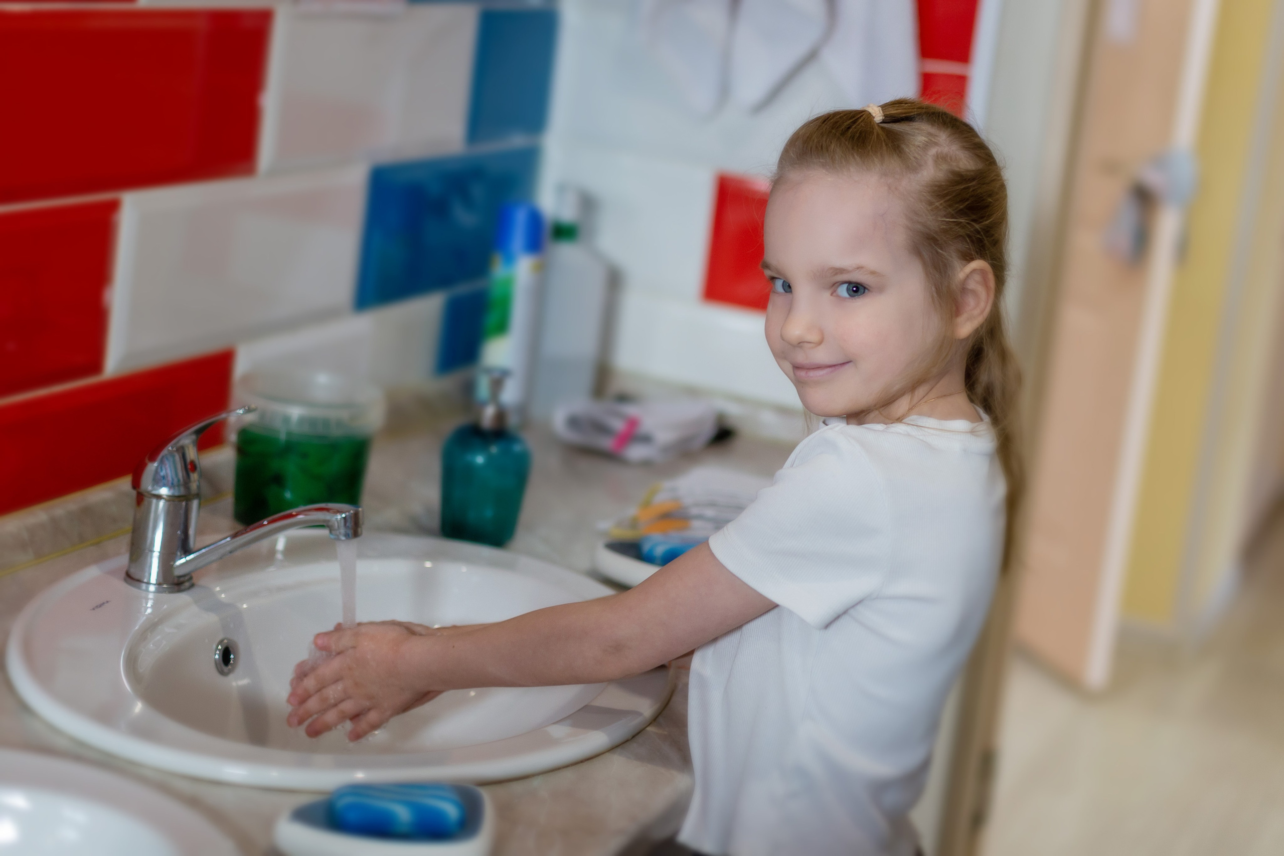 Выпускной фотоальбом 2025. Семейный фотограф в Санкт-Петербурге