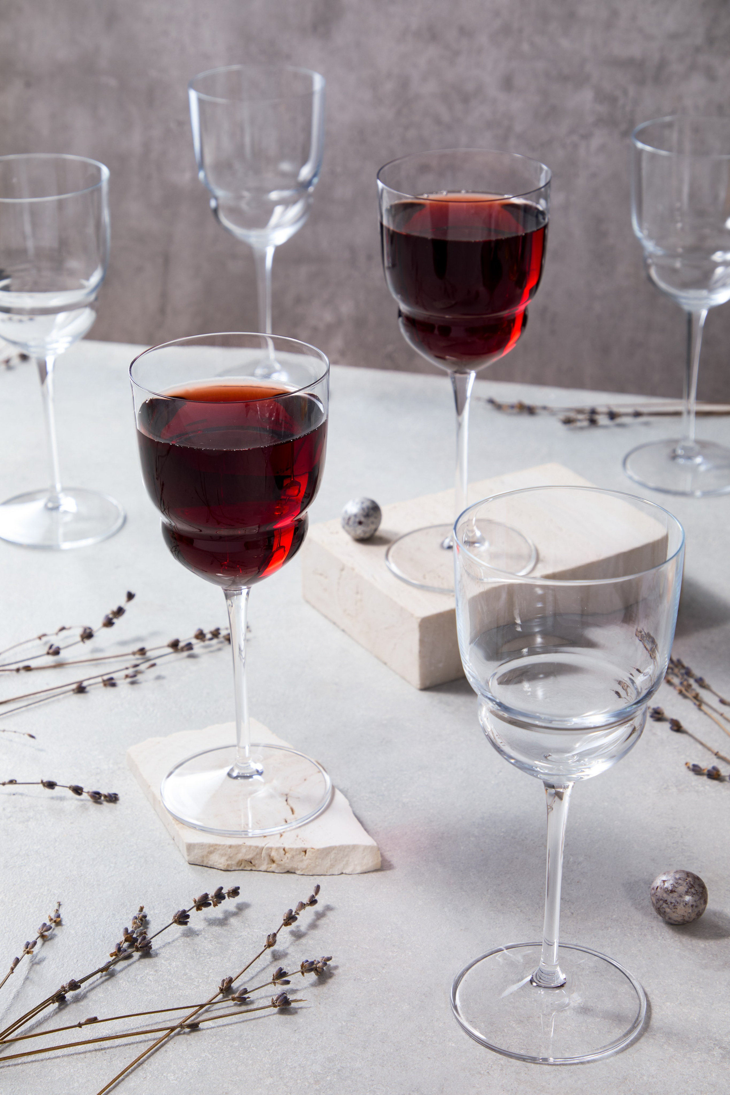 Стеклянные бокалы. Сайт о предметной, имиджевой и портретной фотографии, фотограф Фил Киреев