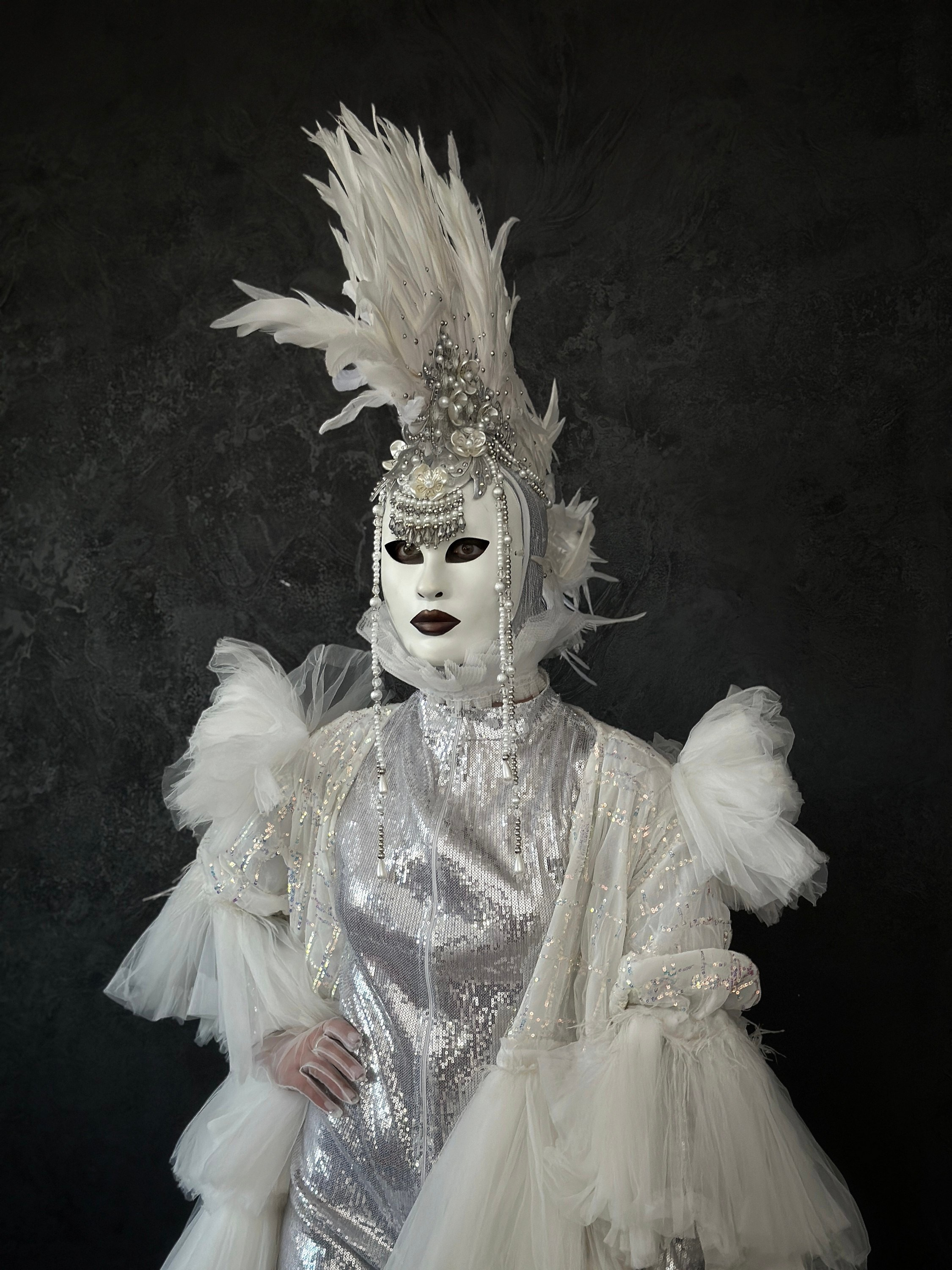 Артист на встречу гостей. Мимы и Ходулисты на встречу гостей. Москва