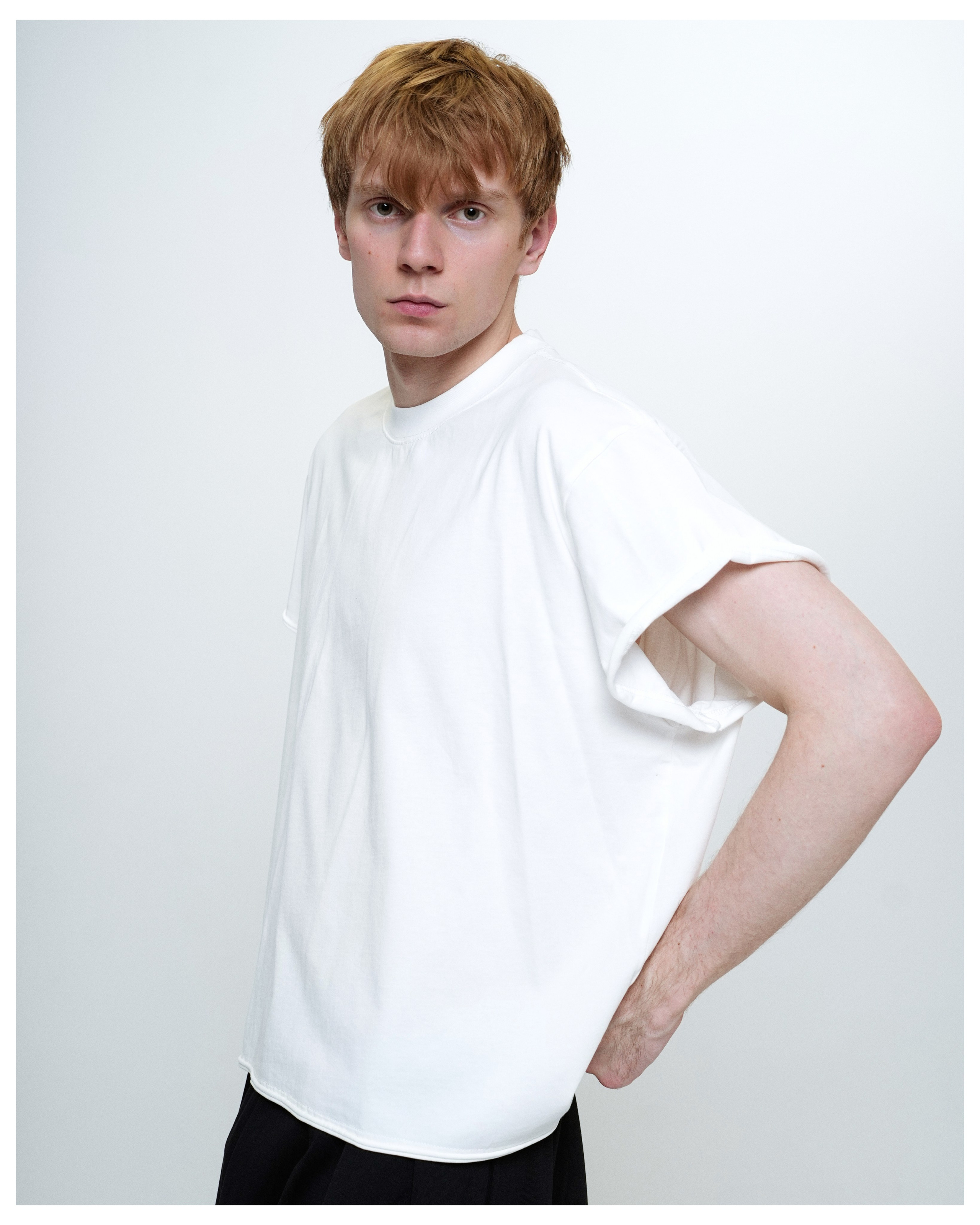 WAYS S'25 summer catalog. ANNA — PHOTOGRAPHER