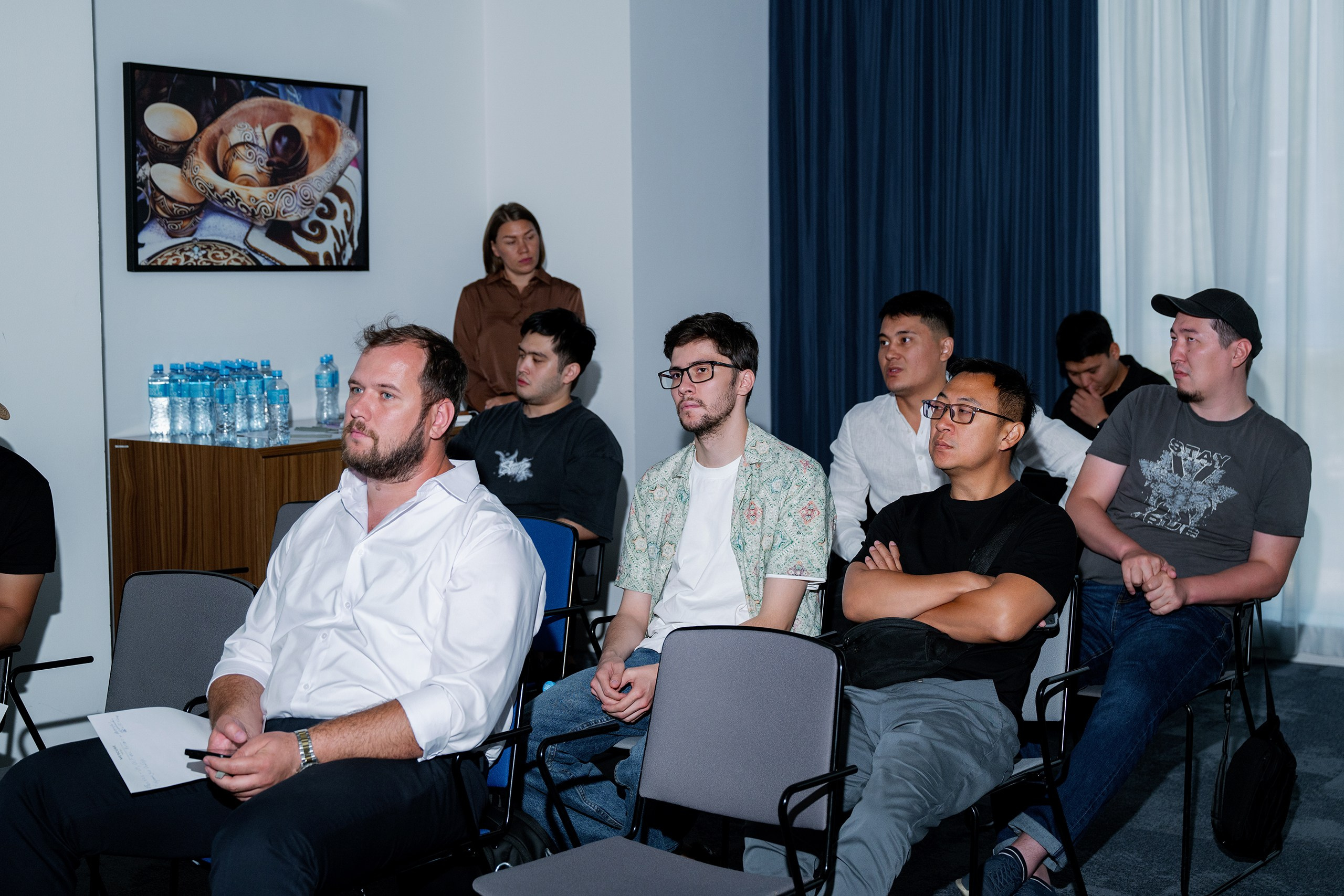 Бизнес завтрак BakoTech&Fortra. Фотограф в Алматы — Алексей Коньков | Репортаж, свадьбы, портреты