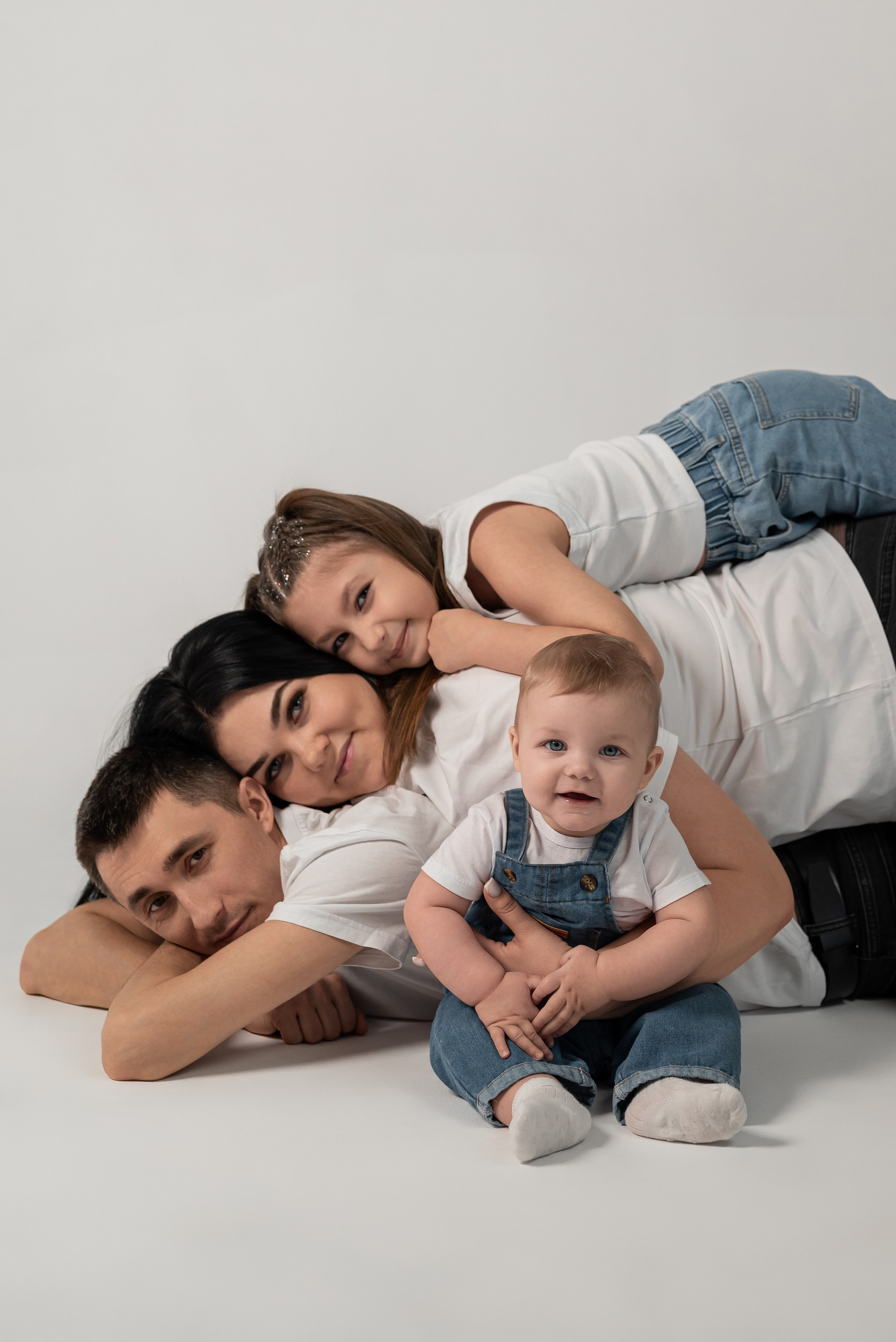 Николай, Юлия, Валерия и Мирослав. Фотограф в городе Салават