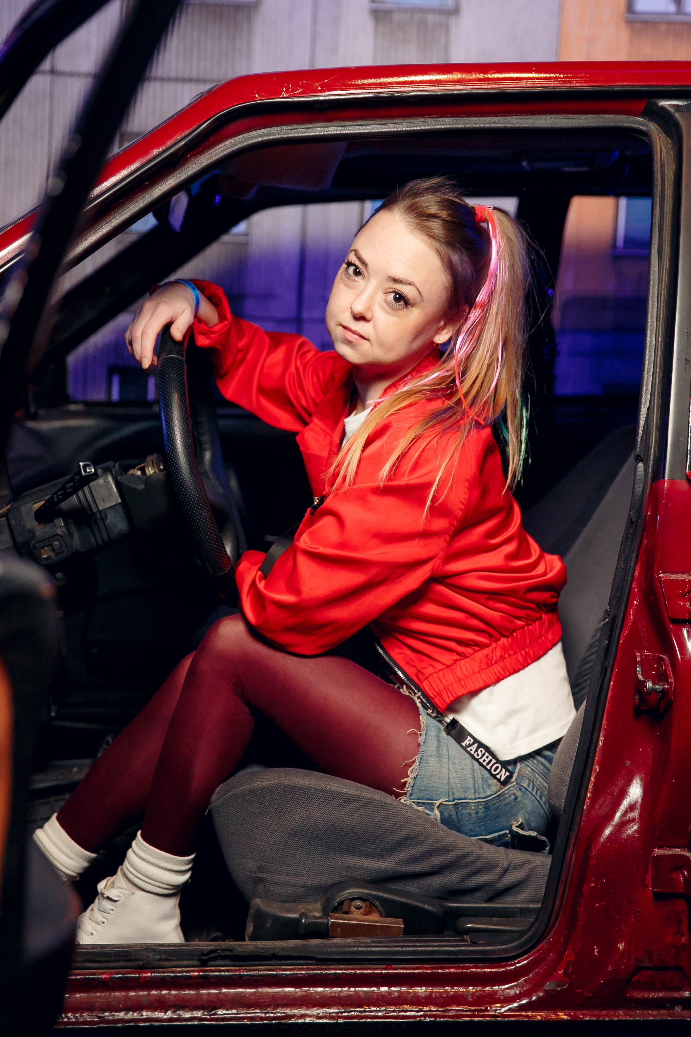 Фотосессия в стиле «90-е». Ваш репортажный фотограф Артемий Антонов