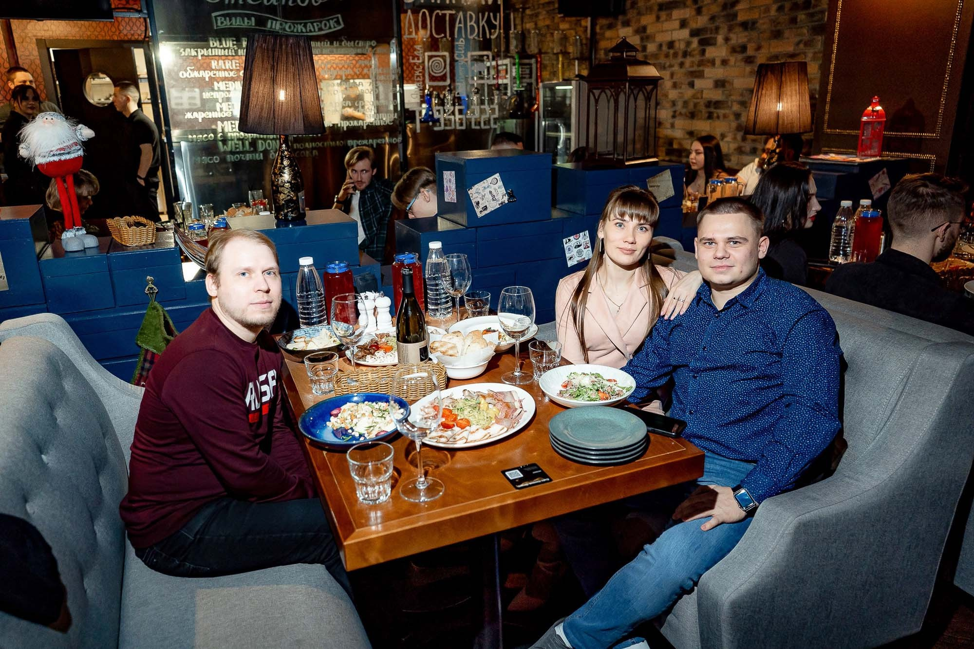 Новый год 2024 в Peoples. Сергей Кошкин. Репортажная и ивент-фотография в Сургуте