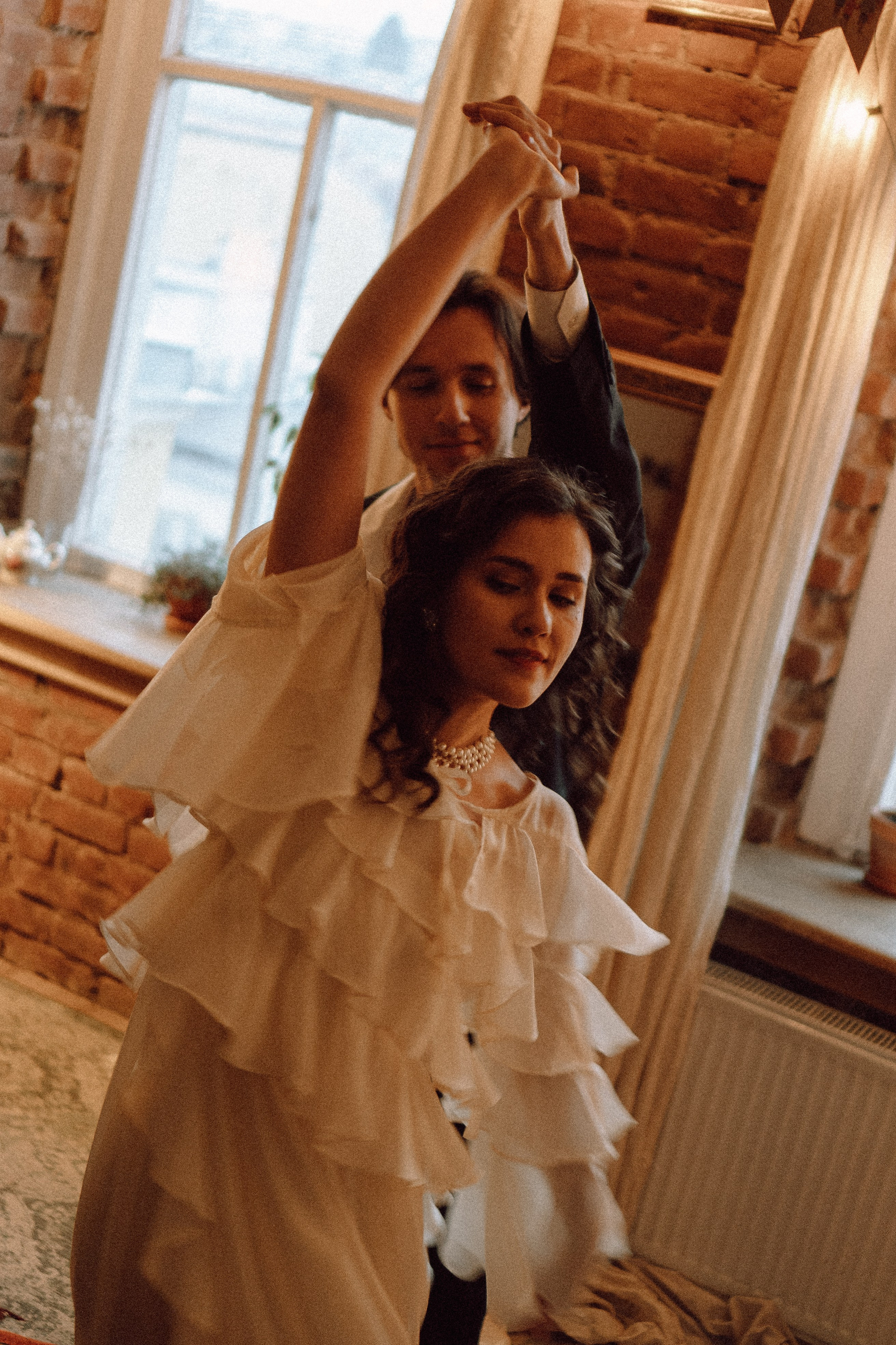 УТРО ЖЕНИХА И НЕВЕСТЫ В ФОТОСТУДИИ И ОСНОВНАЯ ФОТОСЕСИСИЯ ЗИМОЙ. Профессиональный фотограф, Санкт-Петербург — Виктория Богомолова