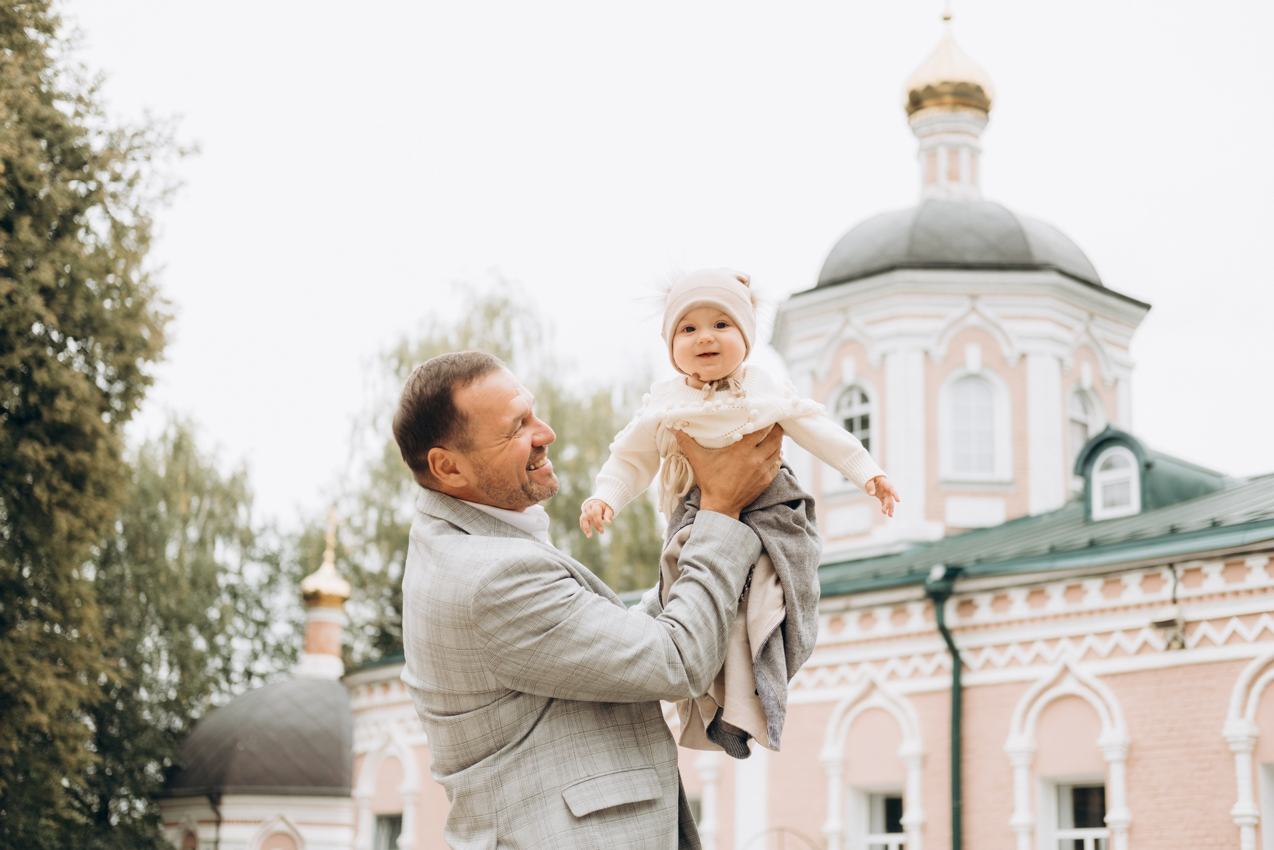 Крещение Киры. Главная