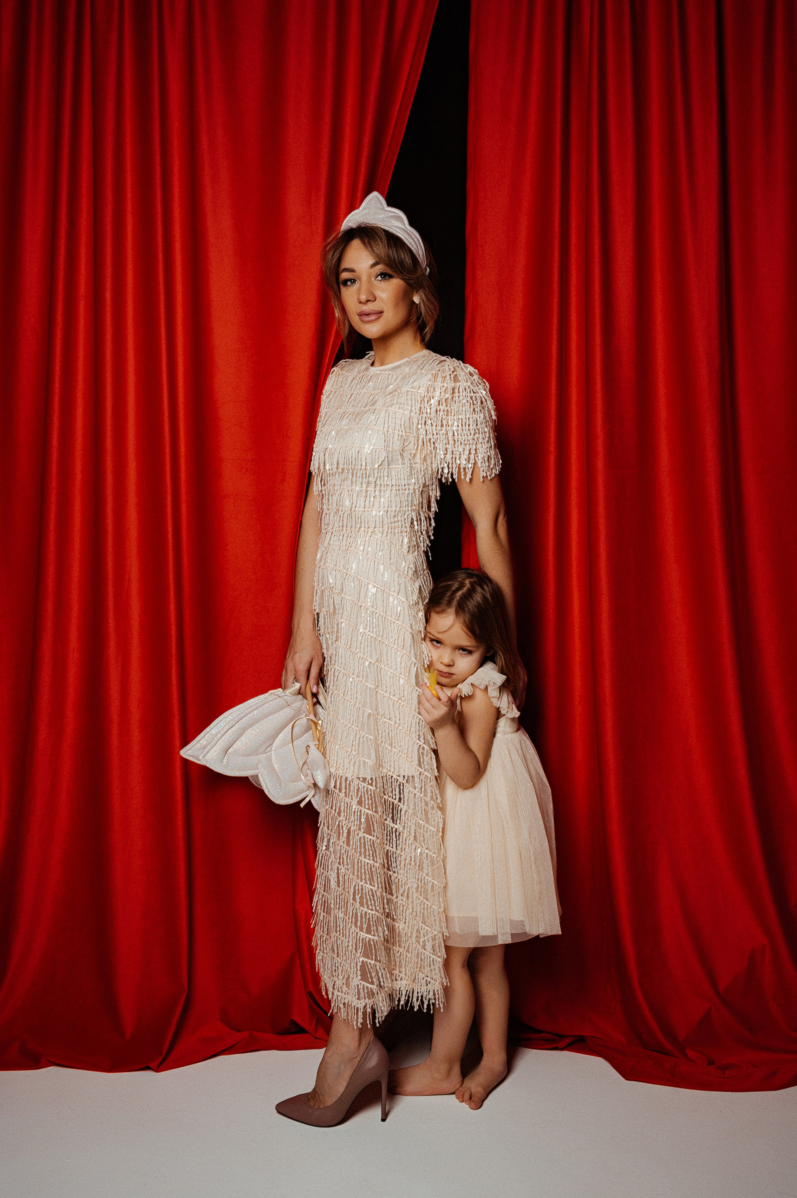 Анастасия. Профессиональный фотограф беременности в СПБ. Стильные фотосессии беременности в стиле минимализм и классическая фотография