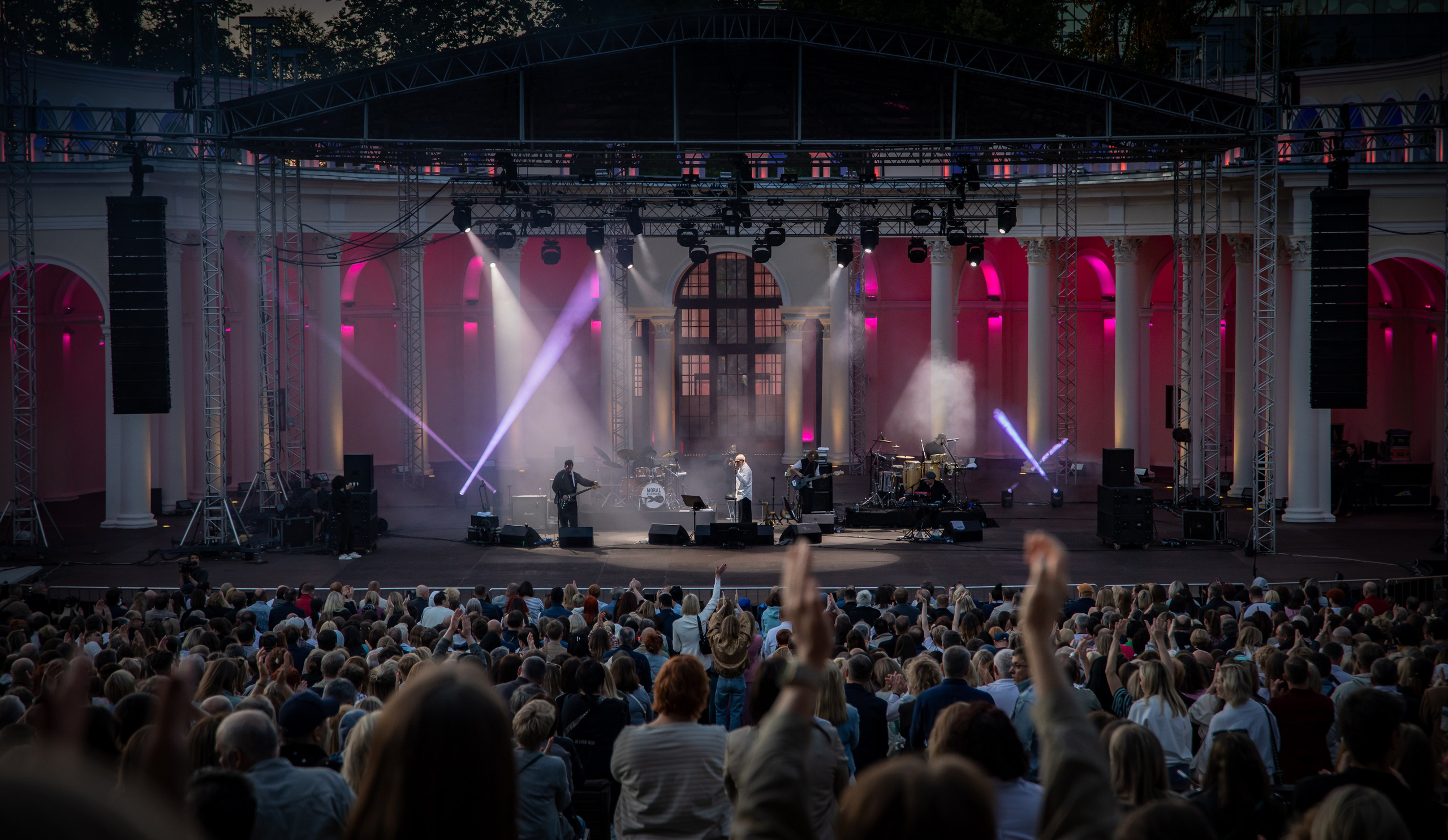 ROCK MUSIC. NE Cinema — backstage and reportage photography in cinema, music, Automotive and sport