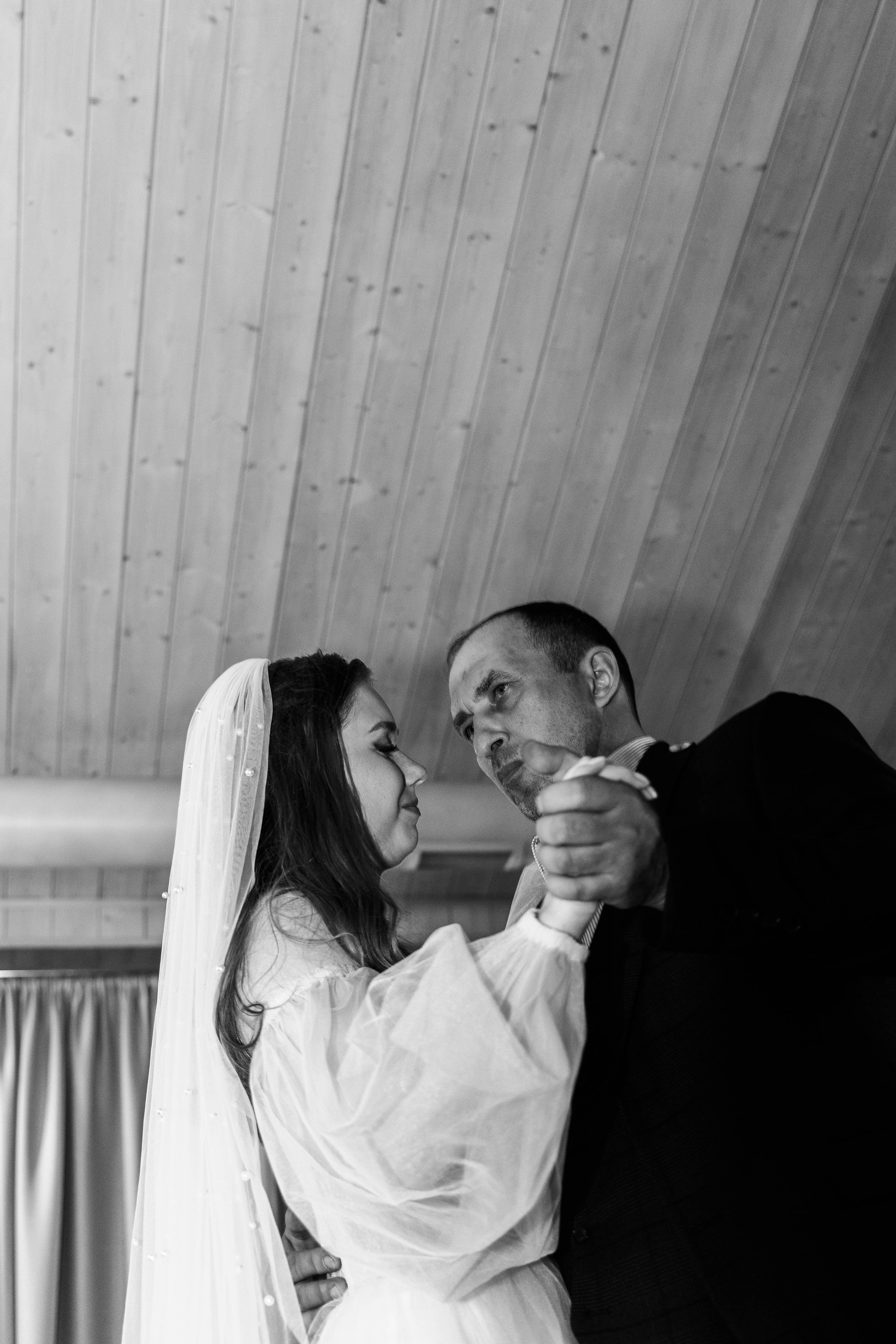 Свадебная фотосессия свадебный фотограф Татьяна Марсуверских свадебная фотопрогулка Москва Жуковский. Фотограф для маркетплейсов, фотоуслуги в Жуковском Татьяна Марсуверских