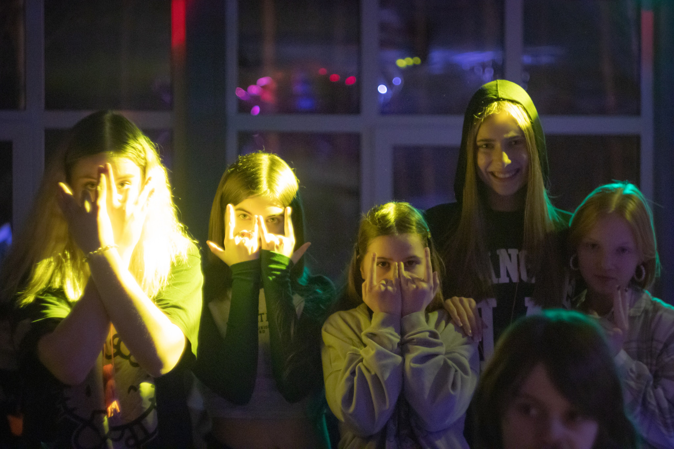 Репортаж / детский лагерь. Фотограф на трекинг и восхождение Эльбрус, Приэльбрусье. Елизавета Бобок