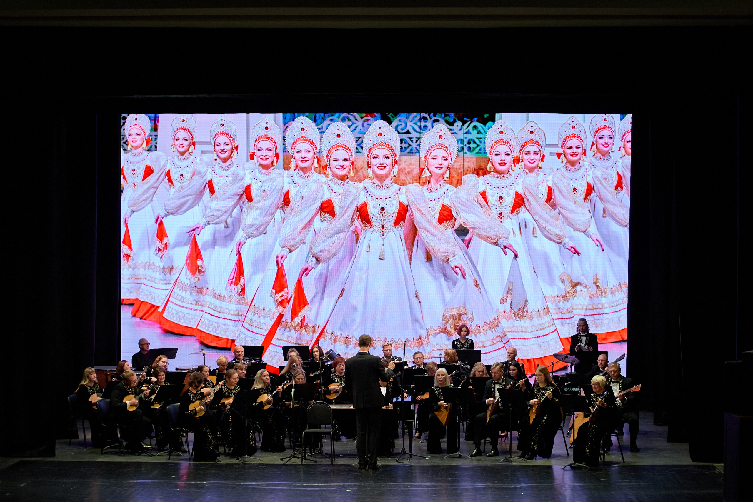 Филармония «Вокруг света в ритме танца». Фотограф Илья Прохоров в Кирове