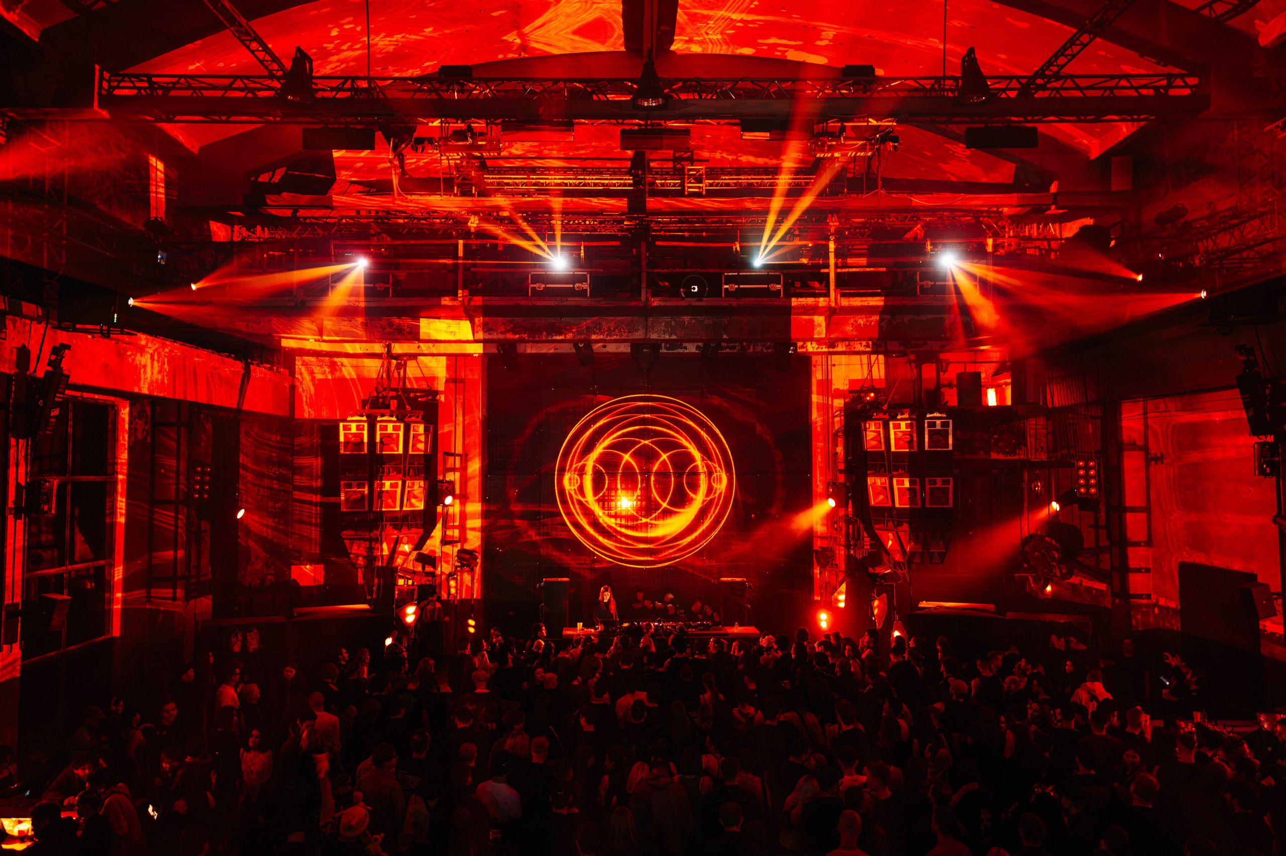 SICK YEARS, ARMA ╳ SILA SVETA. @tomrus: Рустам Шагиморданов — фотограф