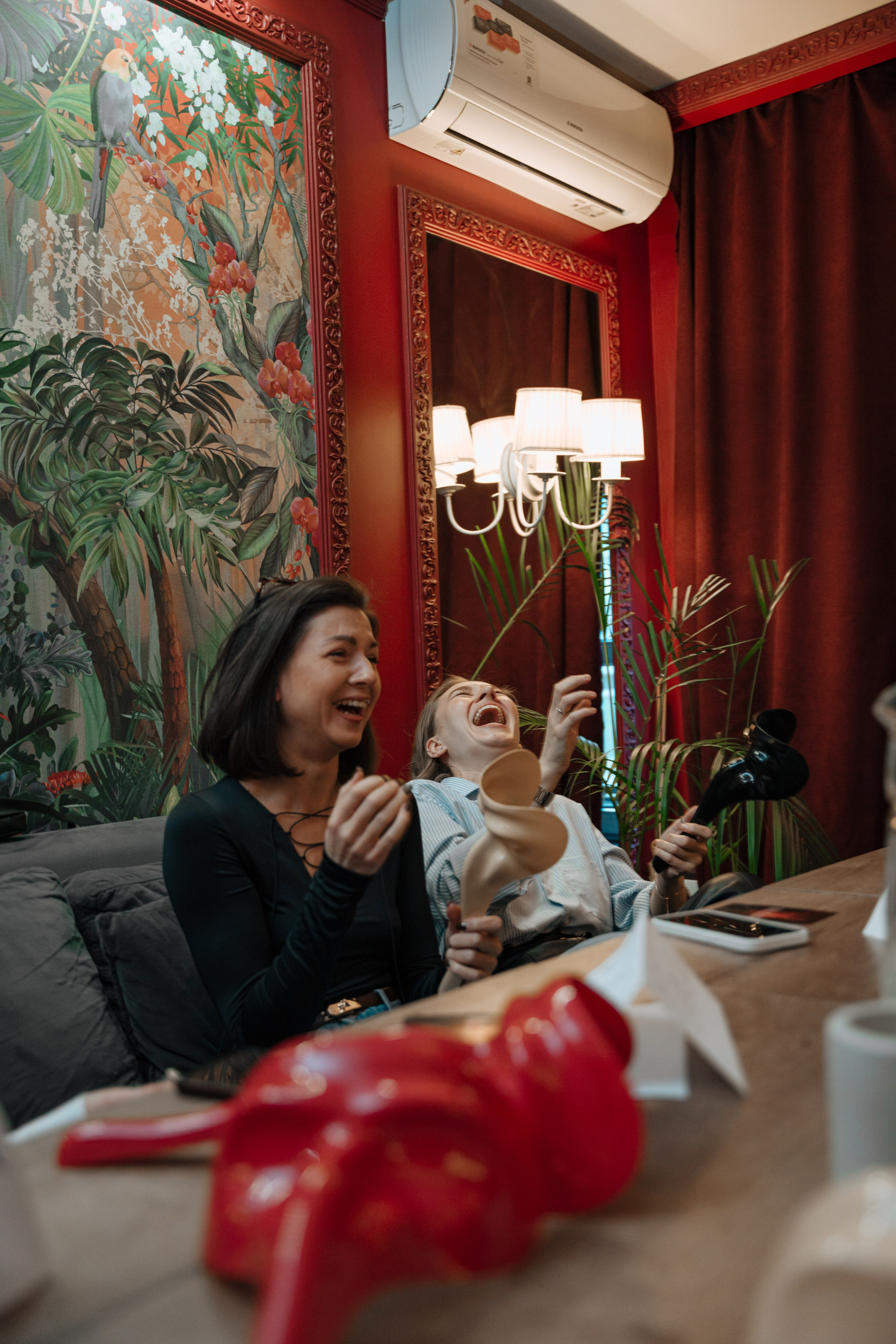 Мафия. Бар FINCH. ЖЕНСКИЙ КЛУБ LAXMI. Портретный фотограф в Санкт-Петербурге Дмитриева Наталия