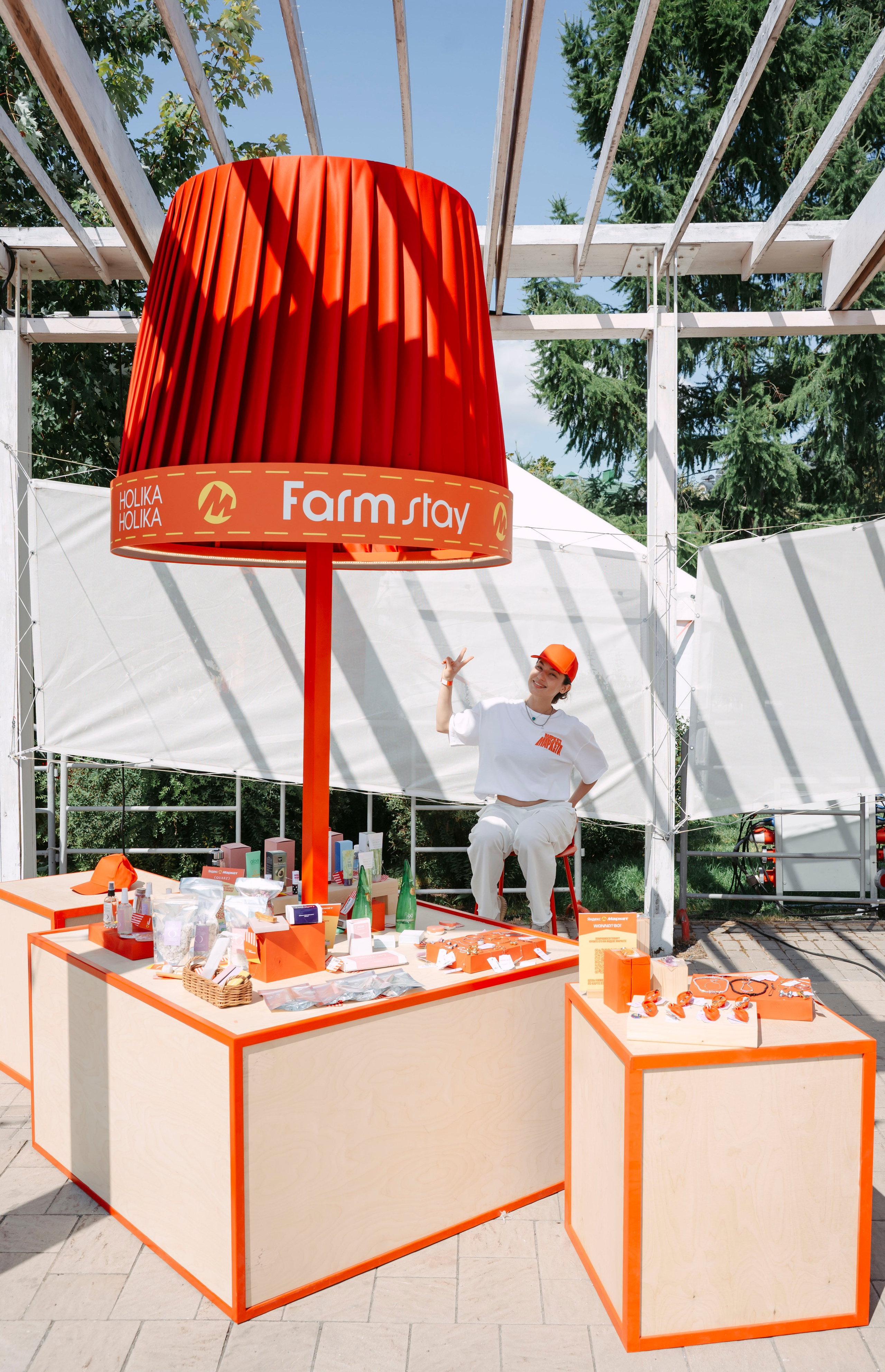 Маркет Маркета. Казань / 2025. Саша Копылов, фотограф в Казани