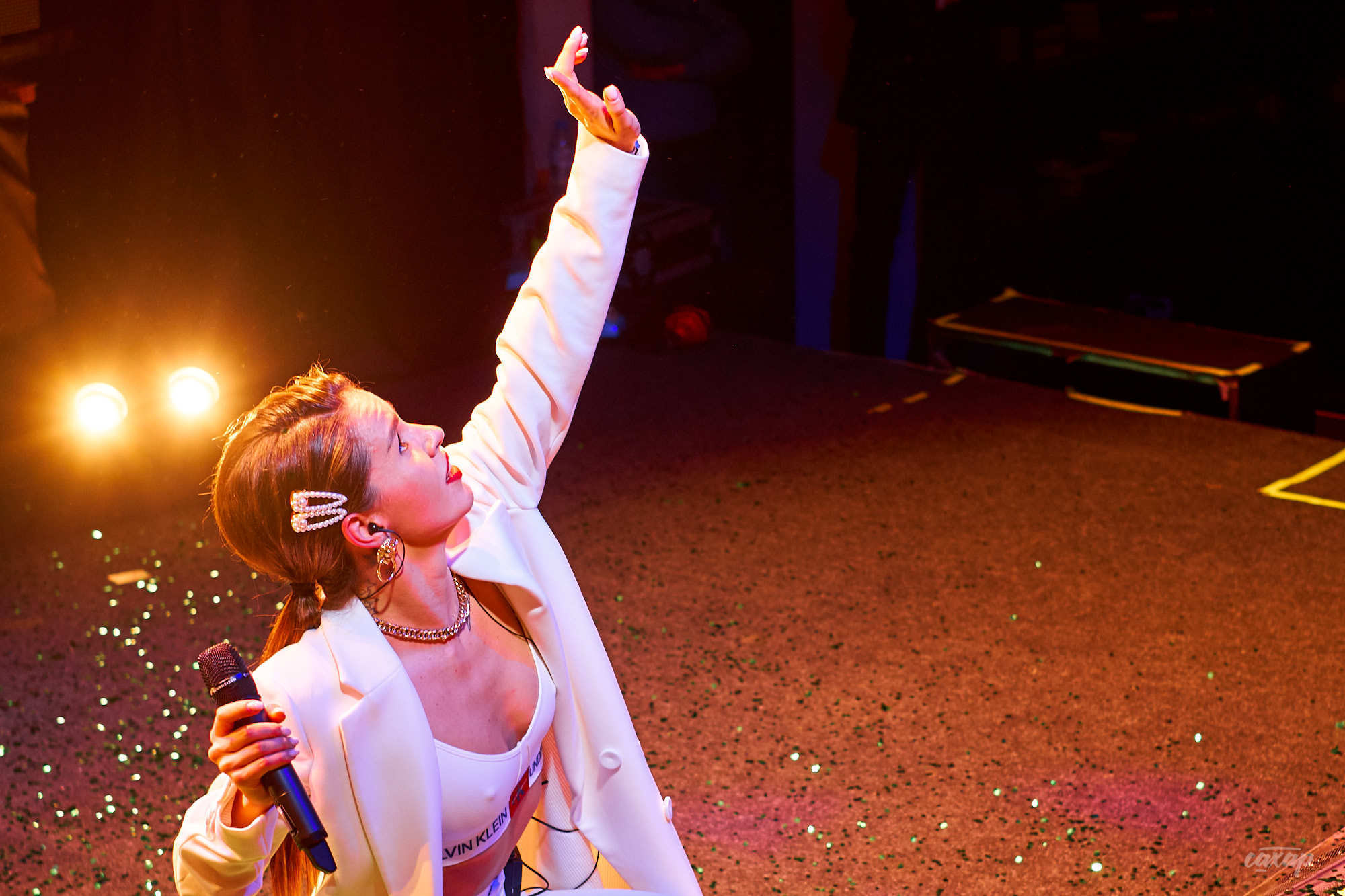 Zivert, фото с концерта в Екатеринбурге. Дом Печати 2019 Фотограф в Ек. Профессиональный фотограф в Екатеринбурге Юра Сахар