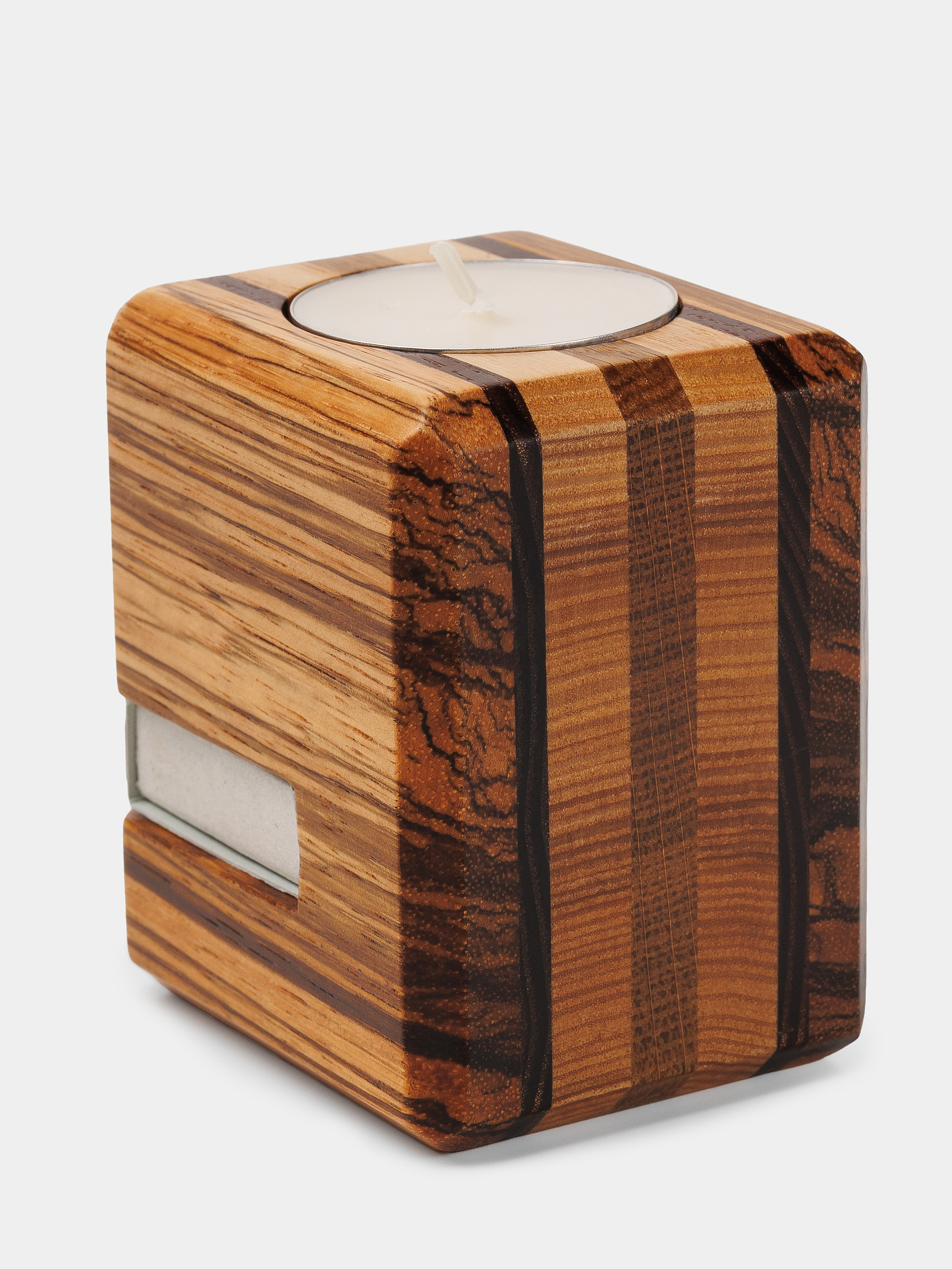 предметная съемка деревянного подсвечника для маркетплейса