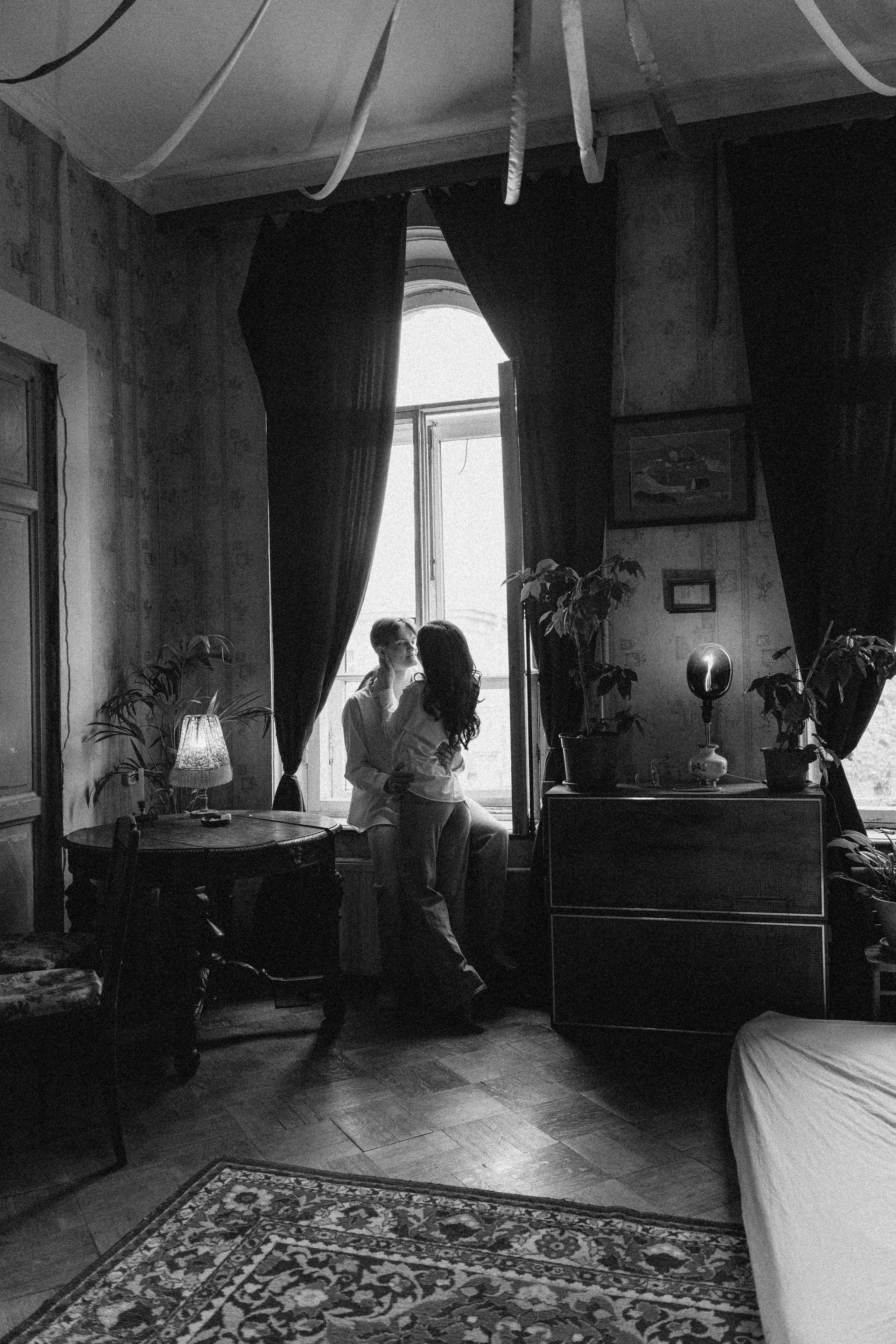 Парная фотосессия в квартире. Фотосессия лавстори в Санкт-Петербурге. Федосова Елизавета -фотограф СПб