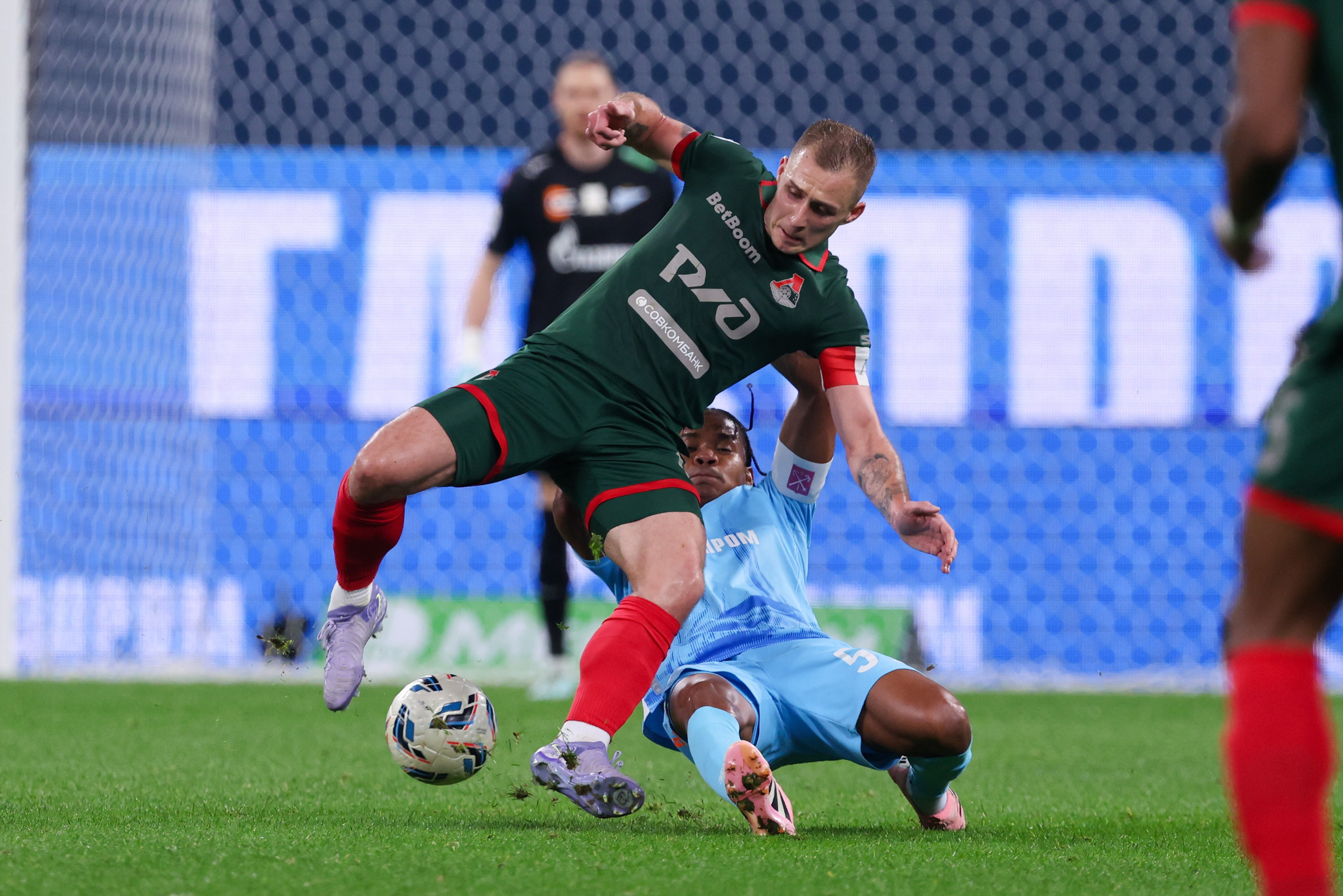 ФК «Зенит» — ФК «Локомотив» 14 тур РПЛ 01.11.2025. Спортивный и репортажный фотограф Антон Тереханов