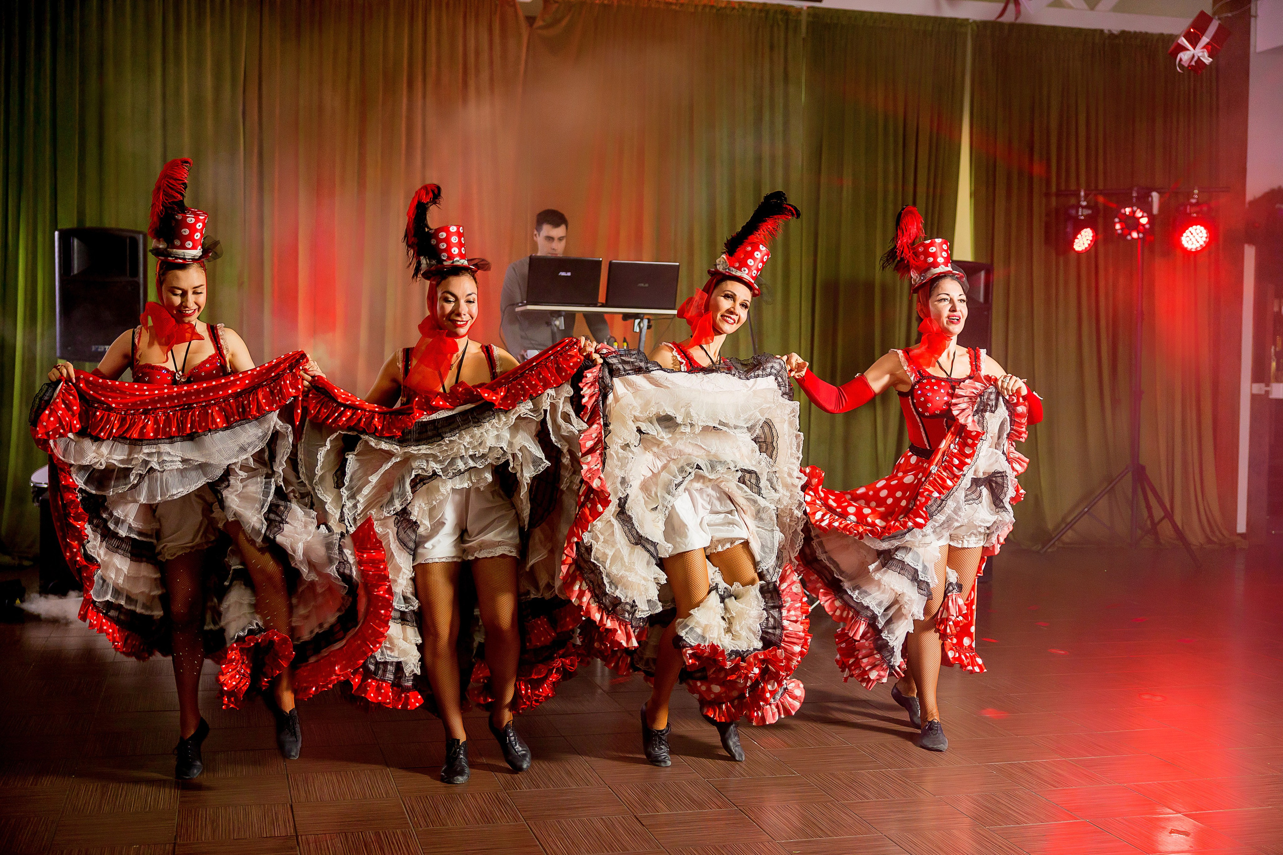 Марк Романов — фотограф