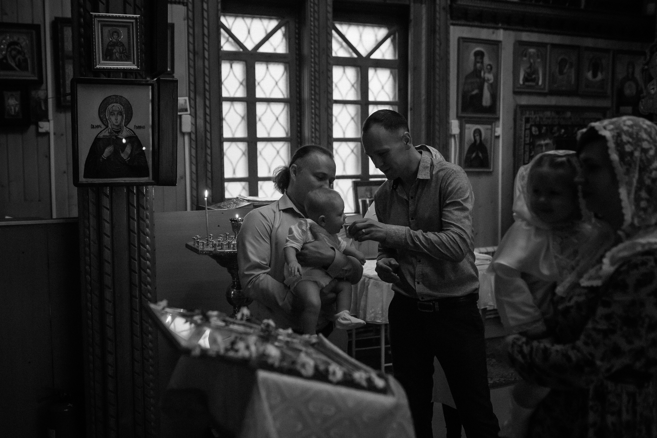 Крещение Таисии и Льва. Храм в честь Святителя Николая. п.Белый Яр. Семейный фотограф в Сургуте