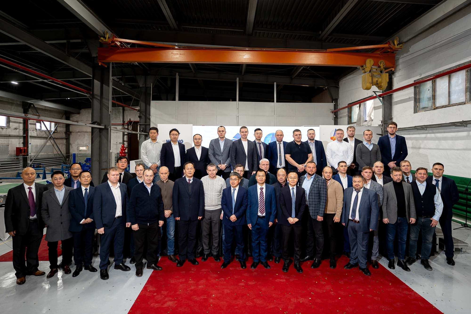 Открытие сервисного центра HILONG. Сергей Кошкин. Репортажная и ивент-фотография в Сургуте