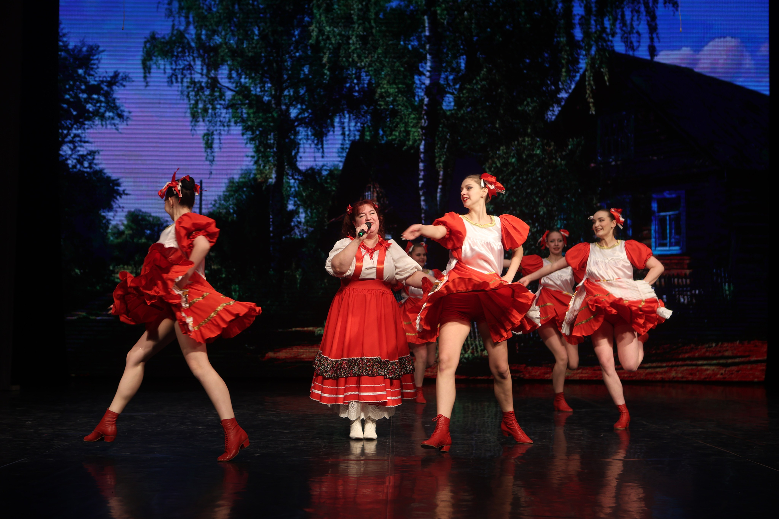 21 февраля, г. Томск. Золотое яблочко