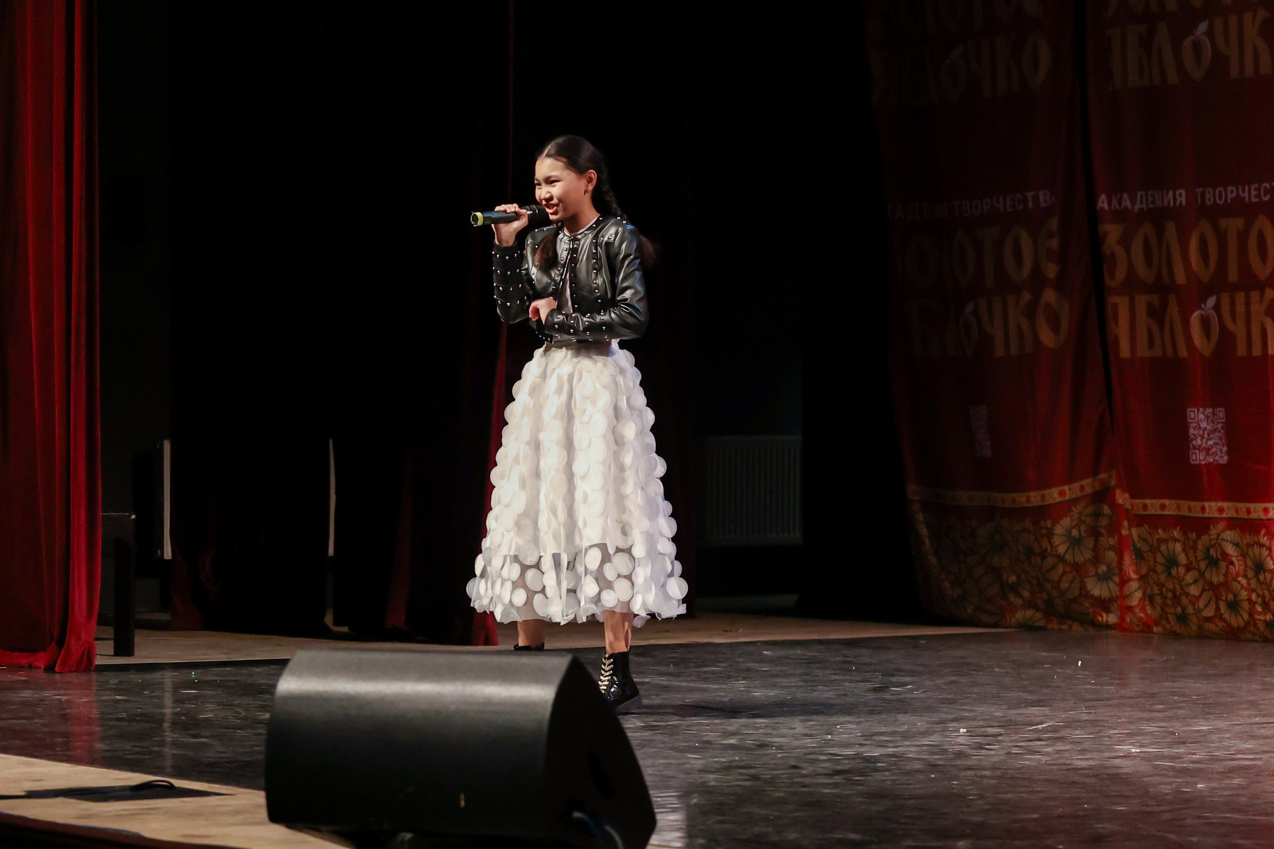 12 апреля, блок 2, г. Москва. Золотое яблочко