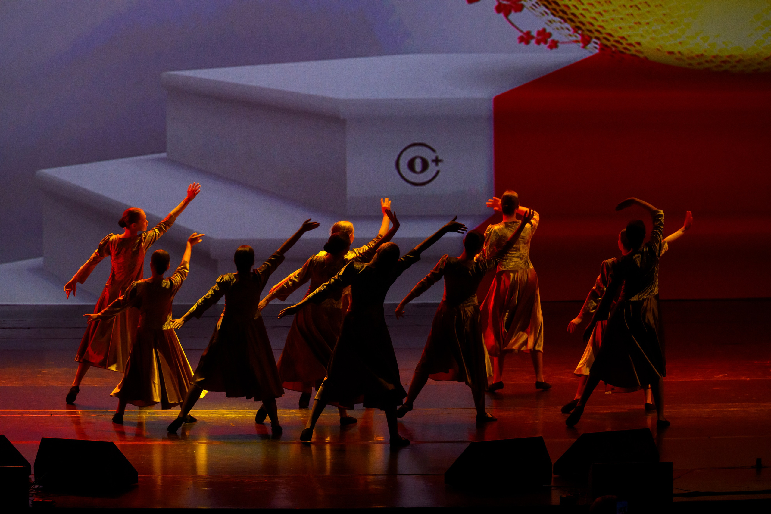 23 апреля, часть 2, БКЗ Октябрьский, г. Санкт-Петербург. Золотое яблочко