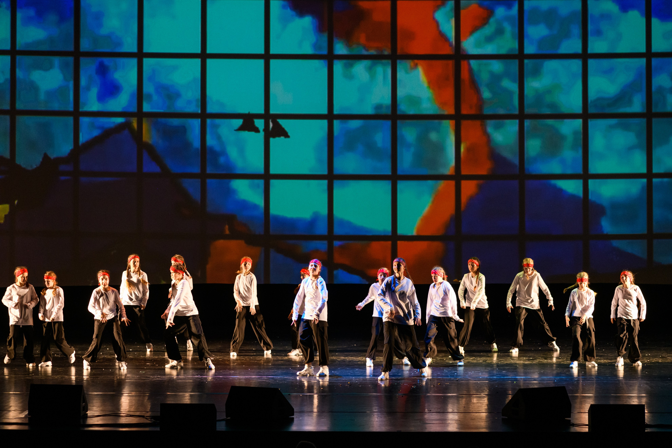 23 апреля, часть 2, БКЗ Октябрьский, г. Санкт-Петербург. Золотое яблочко