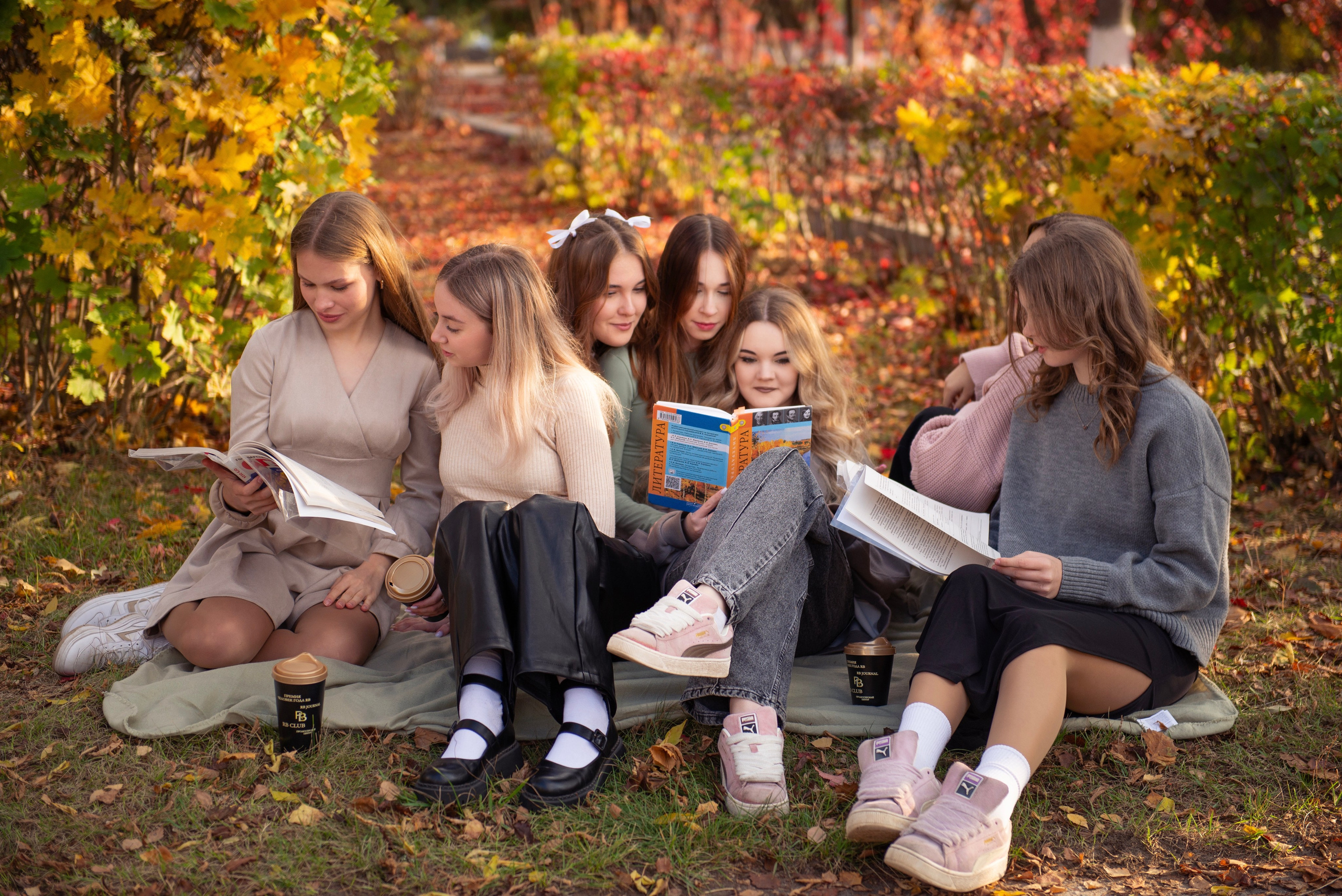 Выпускные альбомы 9-11 класс. Фотограф в Новомичуринске Наталья Малиновская