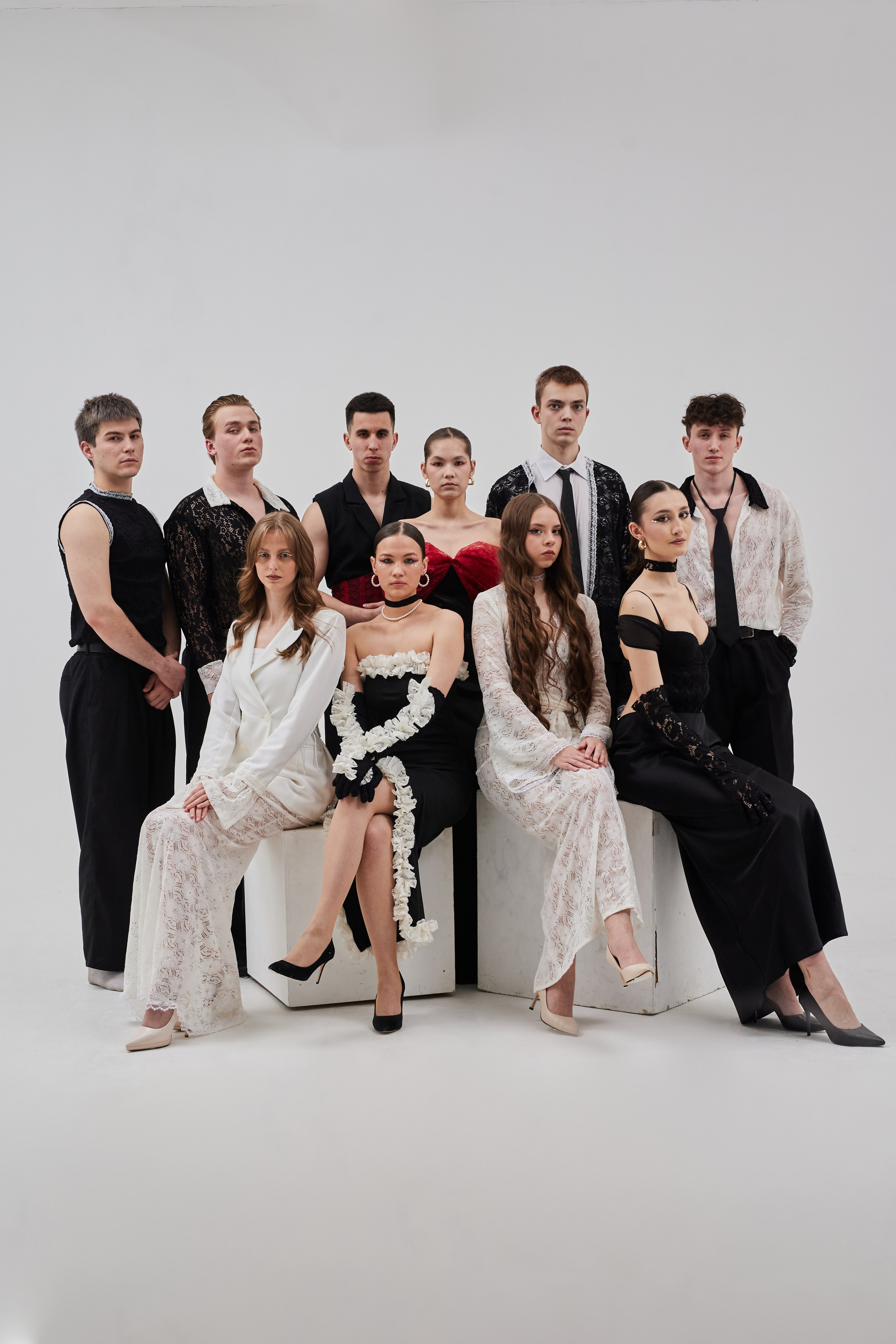 Т/К «Paradigma». Simpleand1