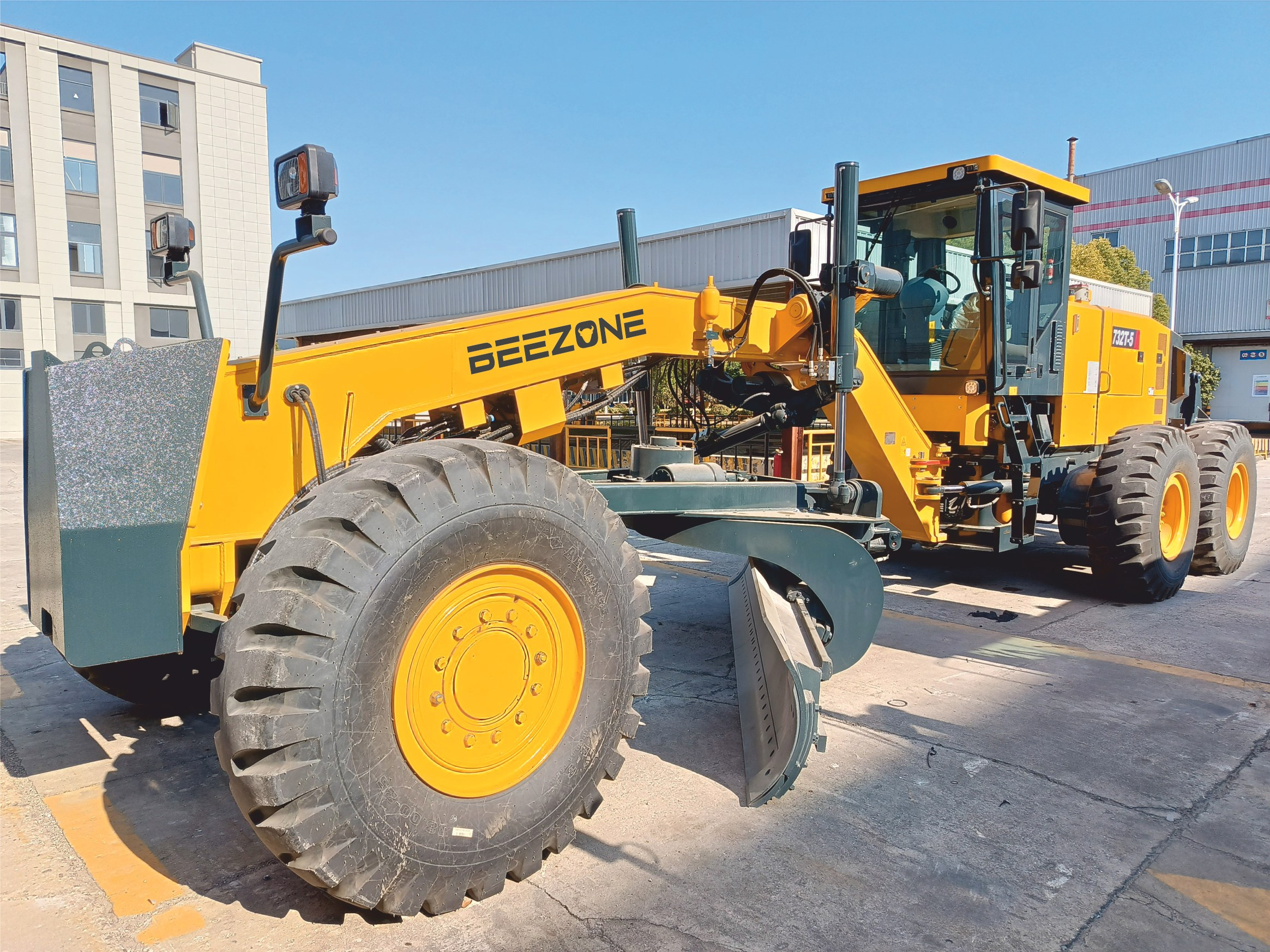 Фото грейдер Beezone G732Т (B26TMG-A). Продажа и обслуживание грузовой техники и спецтехники в г. Новосибирск компания СТИ