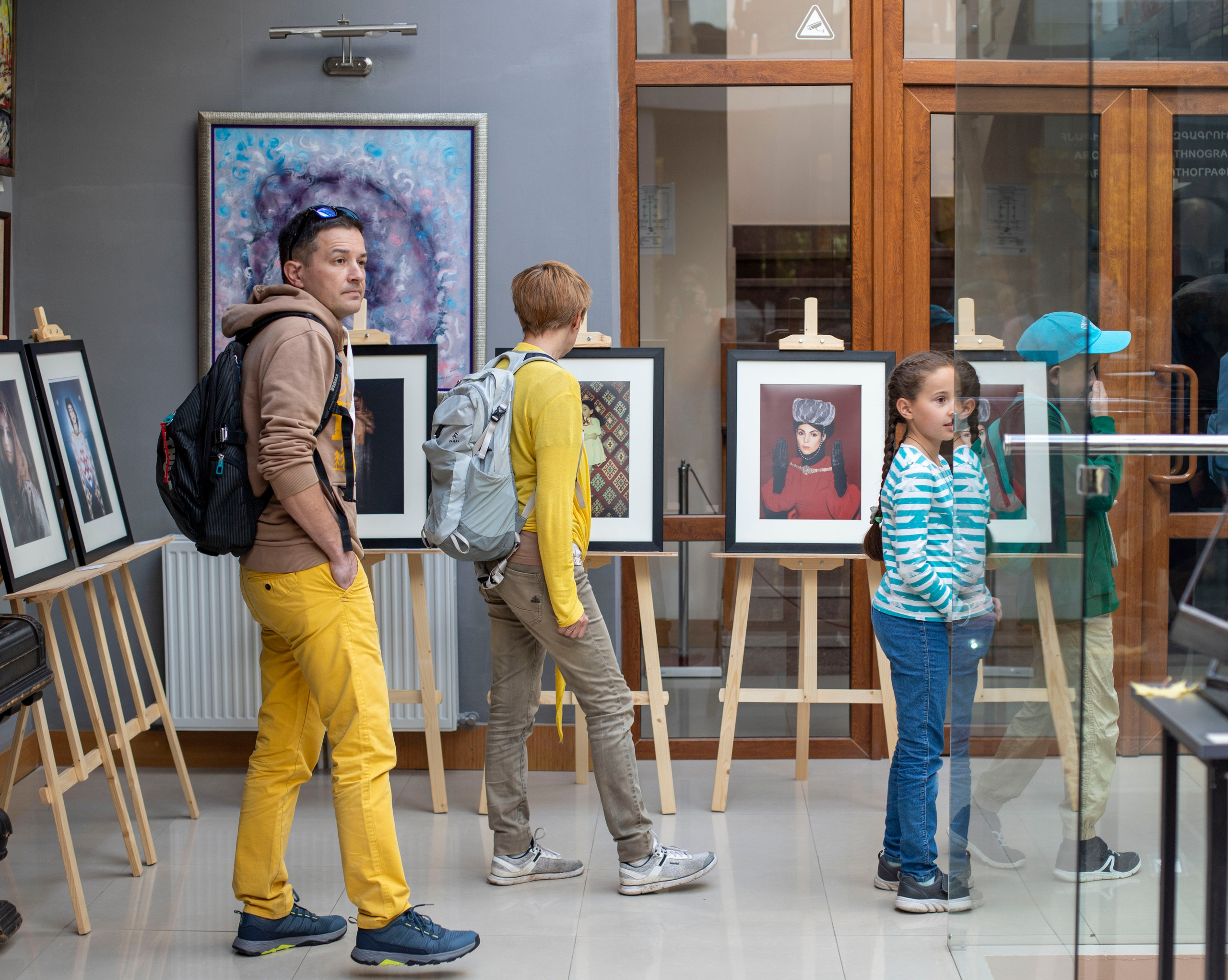 Выставка в г. Дилижан, Армения. Фоторепортаж А.Бабышевой. Арт-фотограф Ксения Якутович