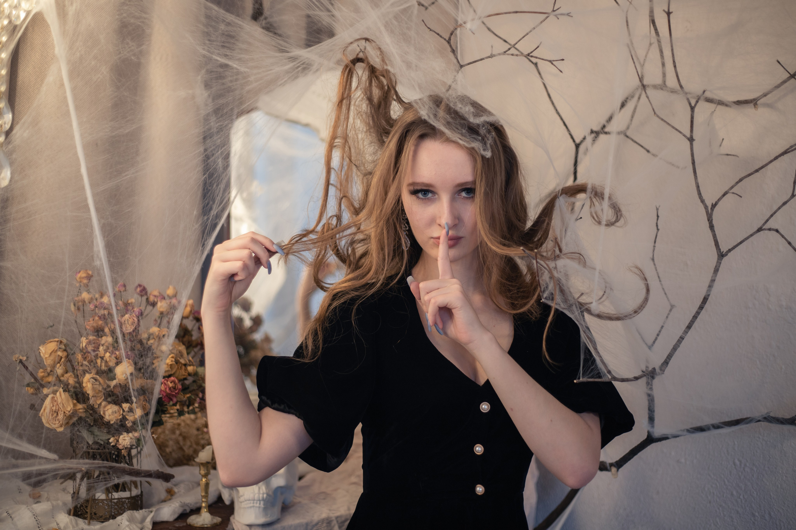 Татьяна в заброшенном особняке. Индивидуальная фотосессия. Фотограф Киржач/Москва_Екатерина Мартынова