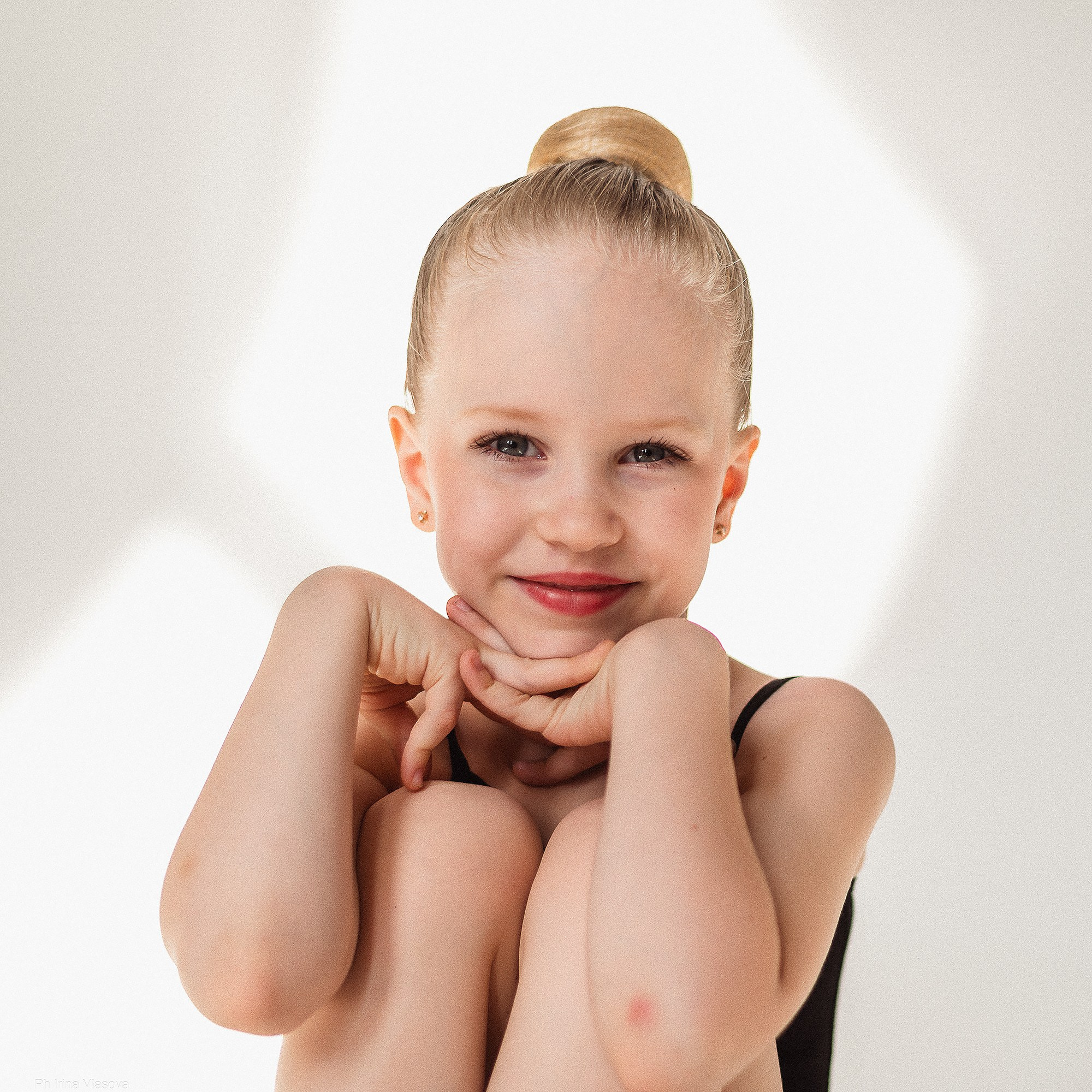 Девичий портрет маленькие артисты (дети 4-8 лет). Спортивный и портретный фотограф