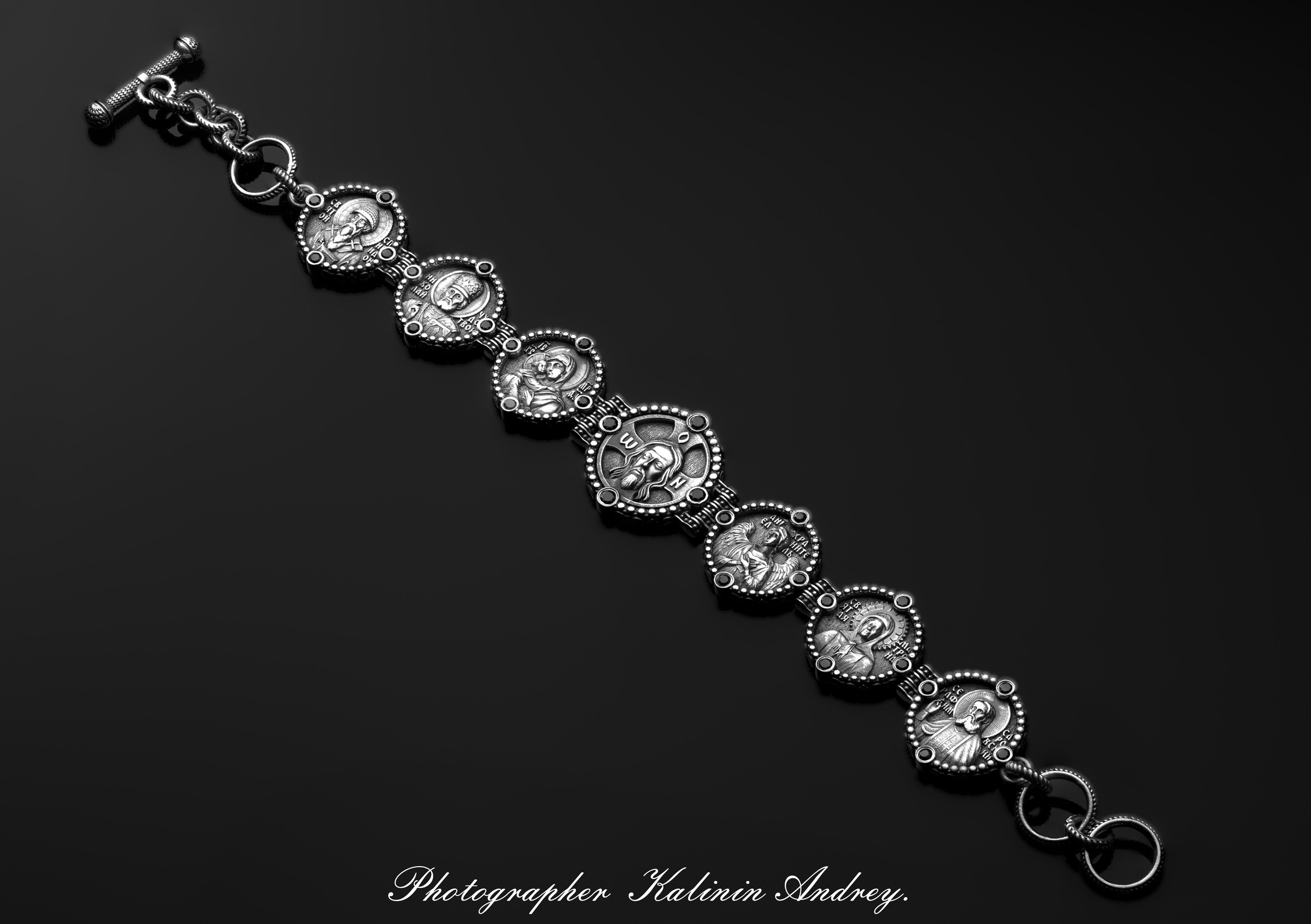 Рекламная эксклюзивная предметная фотосъёмка ювелирных изделий в Москве  тел +7 966-003-13-07. Высококачественная профессиональная рекламная фотосъёмка ювелирных украшений, драгоценных камней в Москве. Обучение, консультация