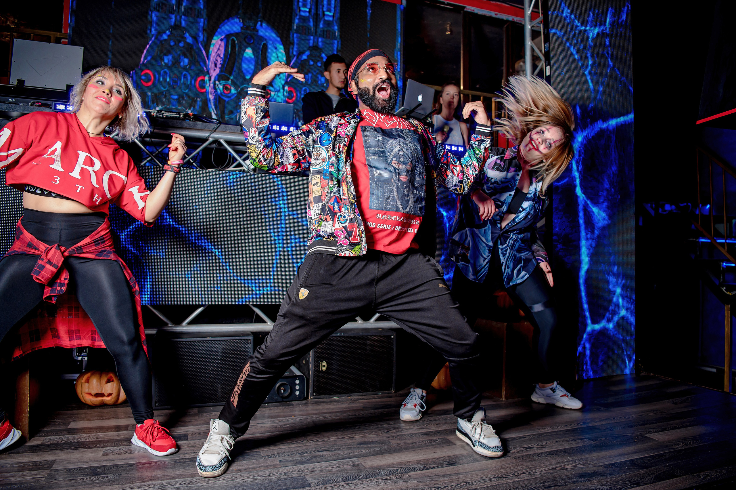 Вечеринки. Праздники. Елена Северина фотограф, Алматы: репортаж (спорт, концерты, конференции), предметная и фуд-съёмка, портреты, каталоги, фэшн, ретушь