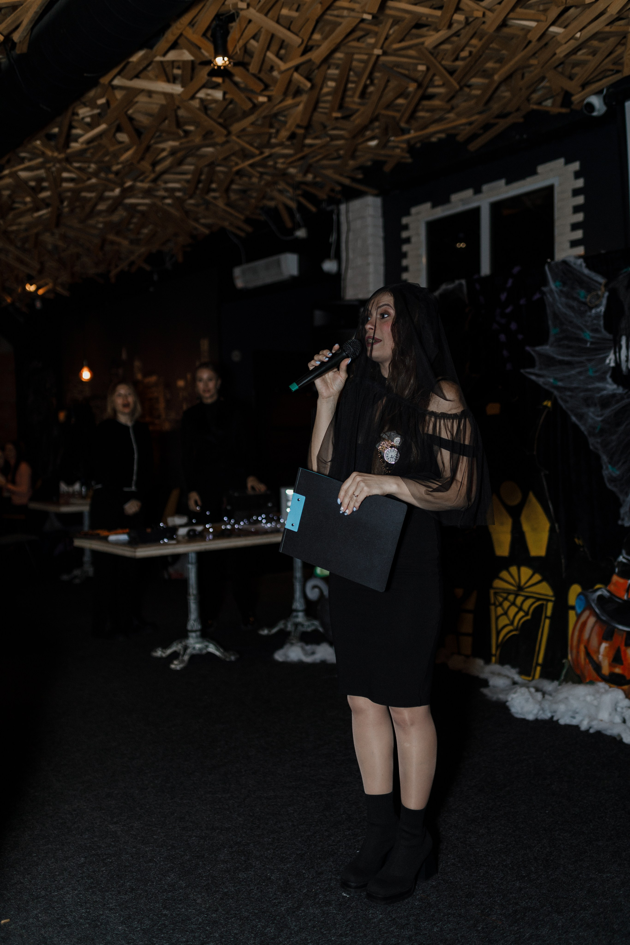 Квиз. I MOM'S. Свадебный фотограф. Москва и Московская Область