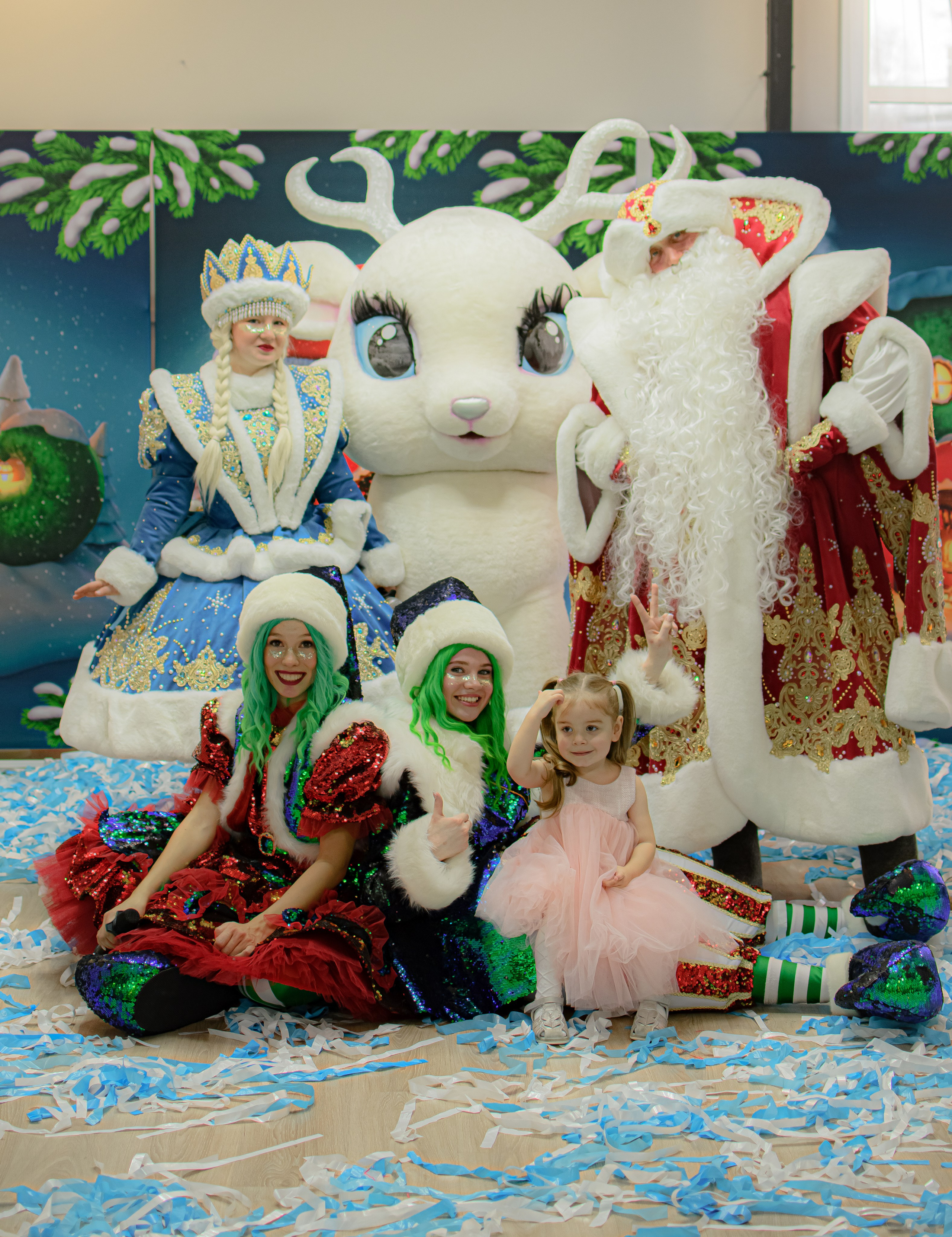 HAPPY NEW YEAR. Photokarish