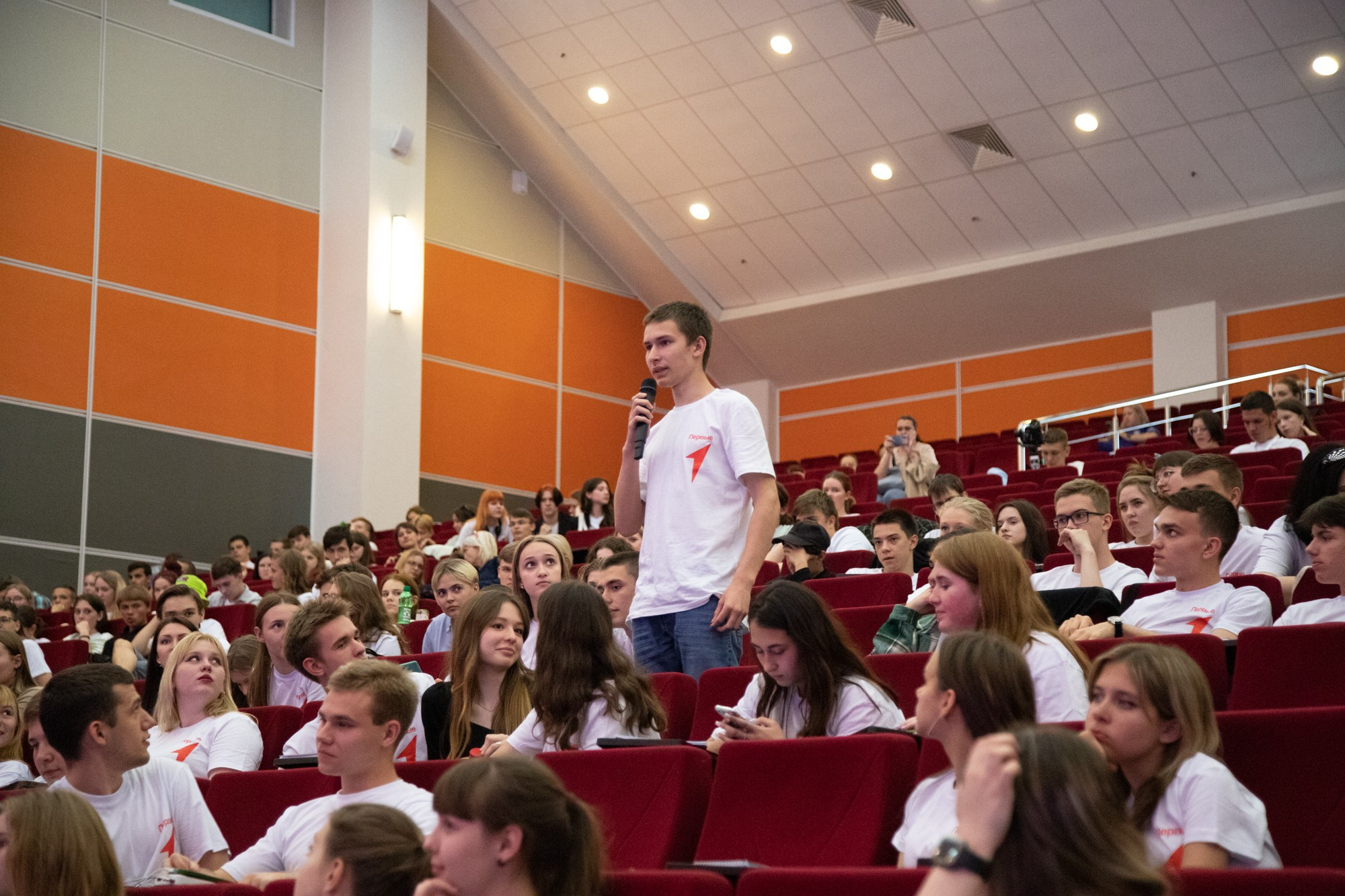 Первый фестиваль Движения Первых в Краснодаре. Репортажный, промышленный и маркетплейс-фотограф Дмитрий Чернат