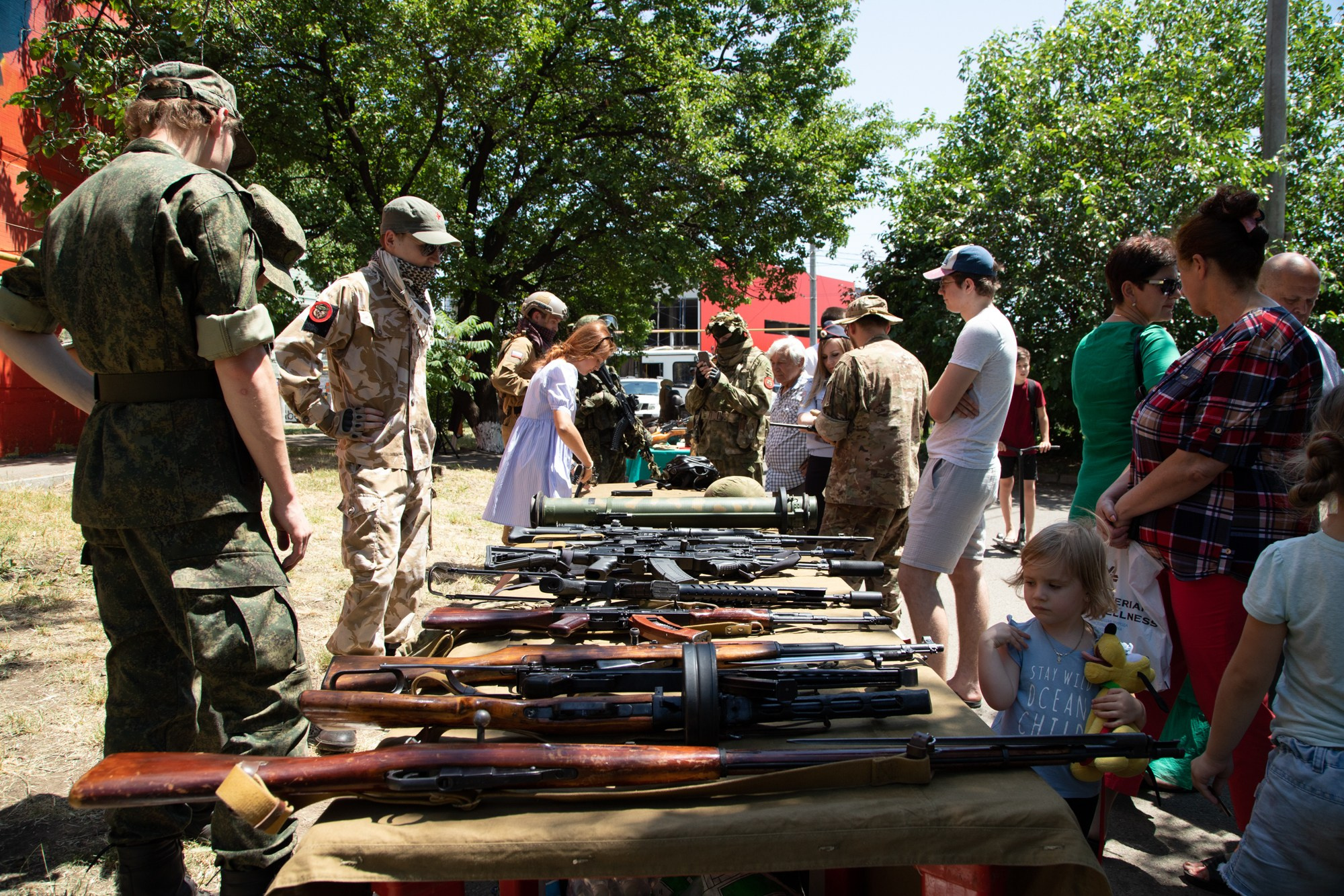 Открытие муралов памяти Героев СВО. Репортажный, промышленный и маркетплейс-фотограф Дмитрий Чернат