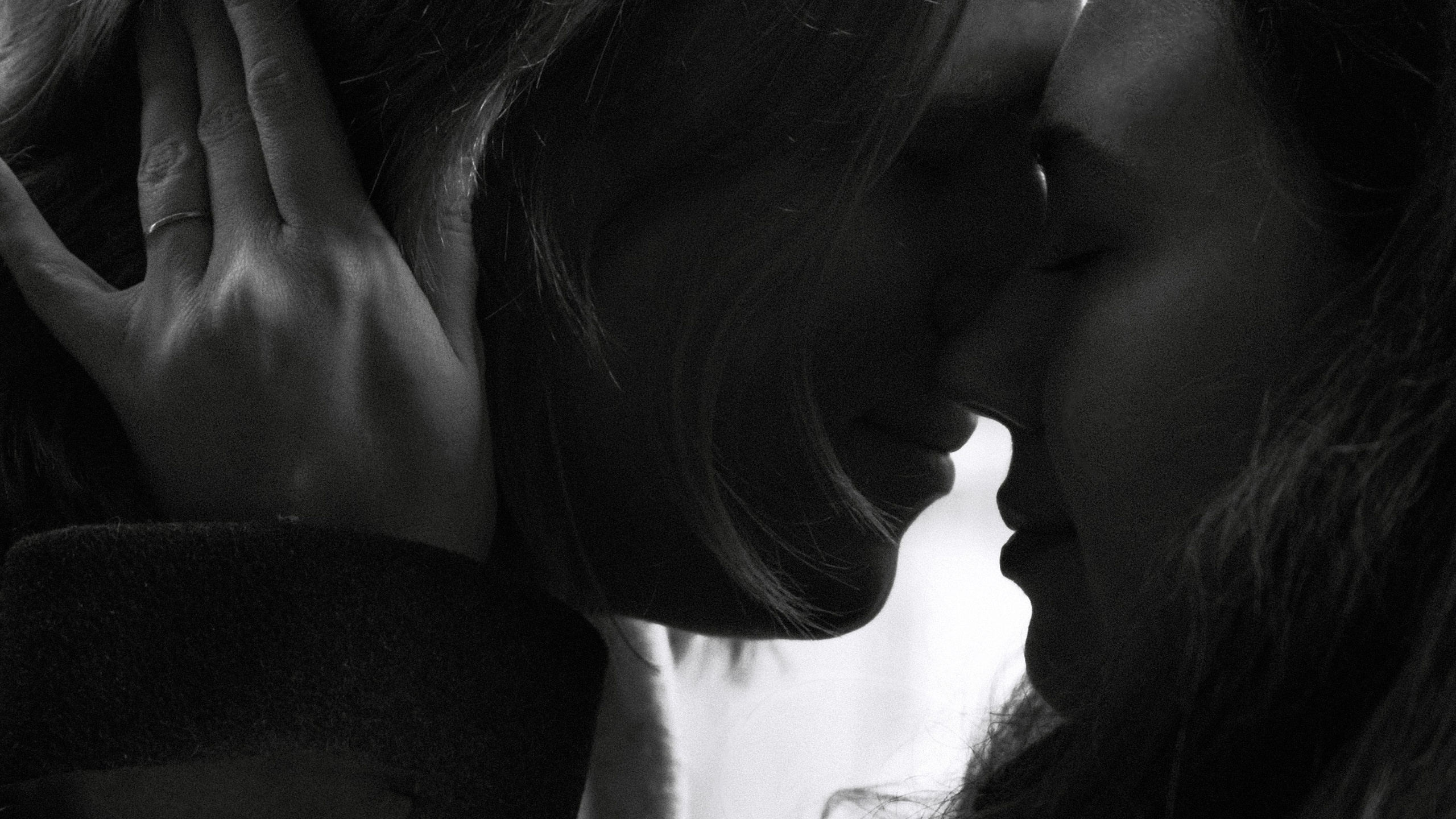 Лед, что поет о любви. Портретный фотограф СПб, бизнес-портрет, контент-фотосессия