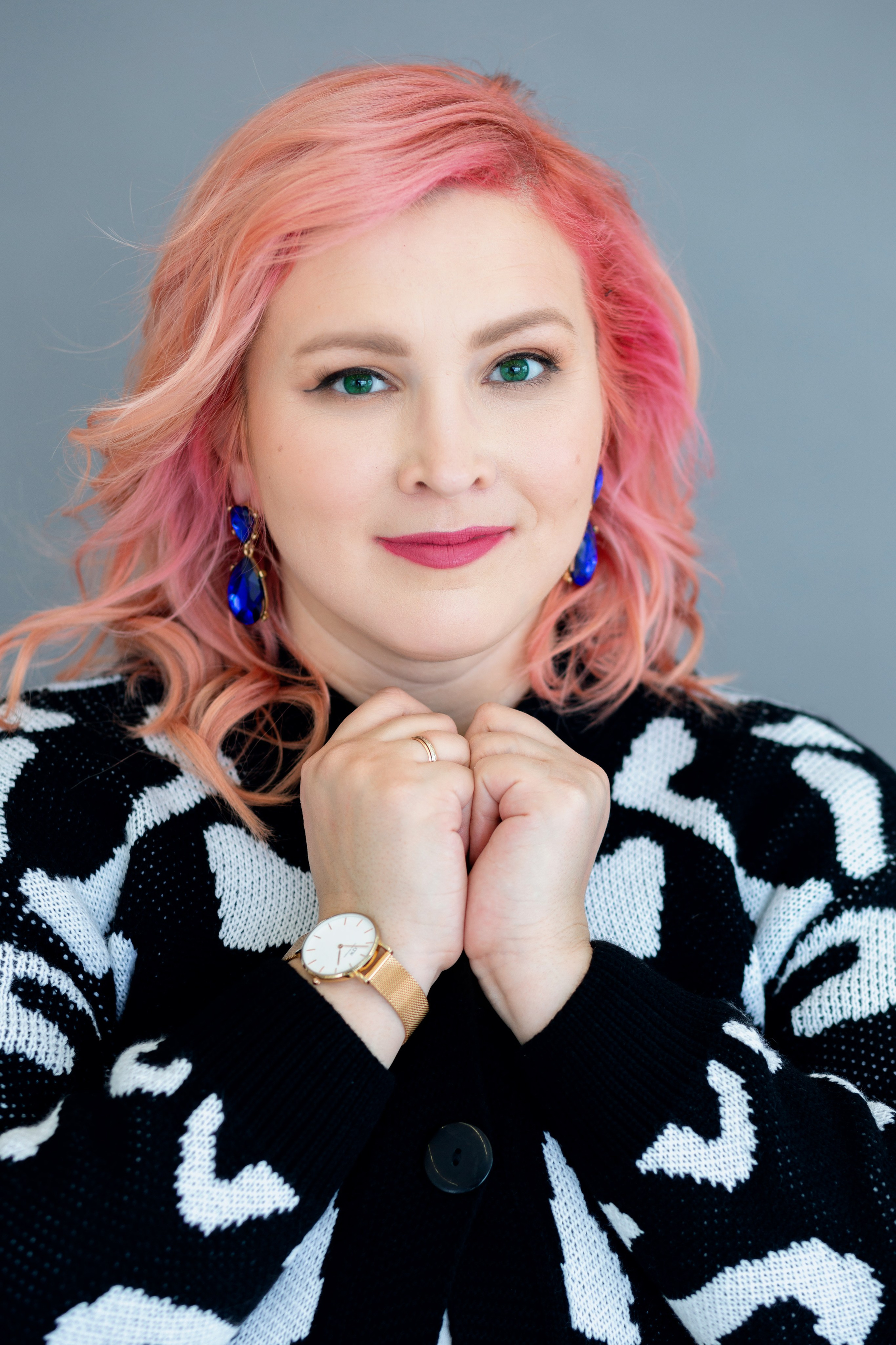 Профессиональные фото для коуча в СПб, яркие портреты для привлечения клиентов. Портретные фотосессии, контент-съемки, репортаж