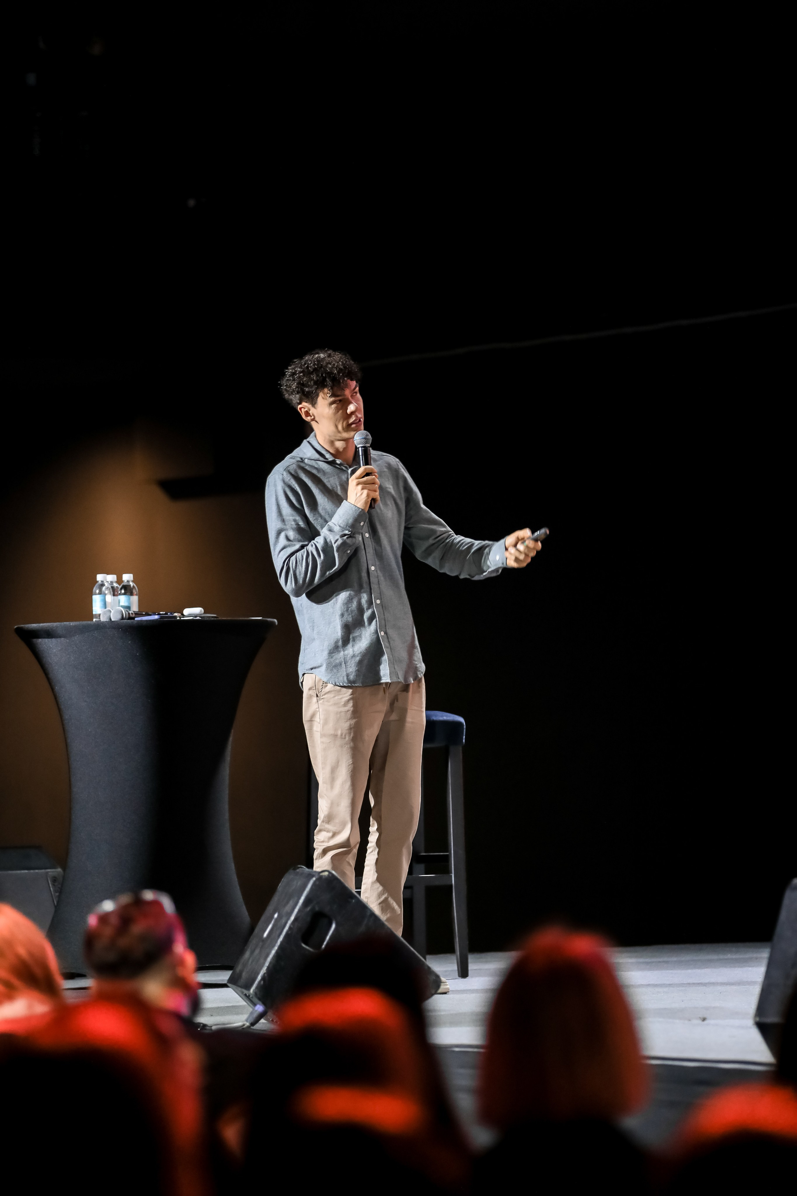 ФЛАГМАН / ГЛАВНЫЕ СПИКЕРЫ ОЛЕГ ТОРБОСОВ / СТАС ЕГОВЦЕВ. Photographer Viktoriya Markushina «My world throug»