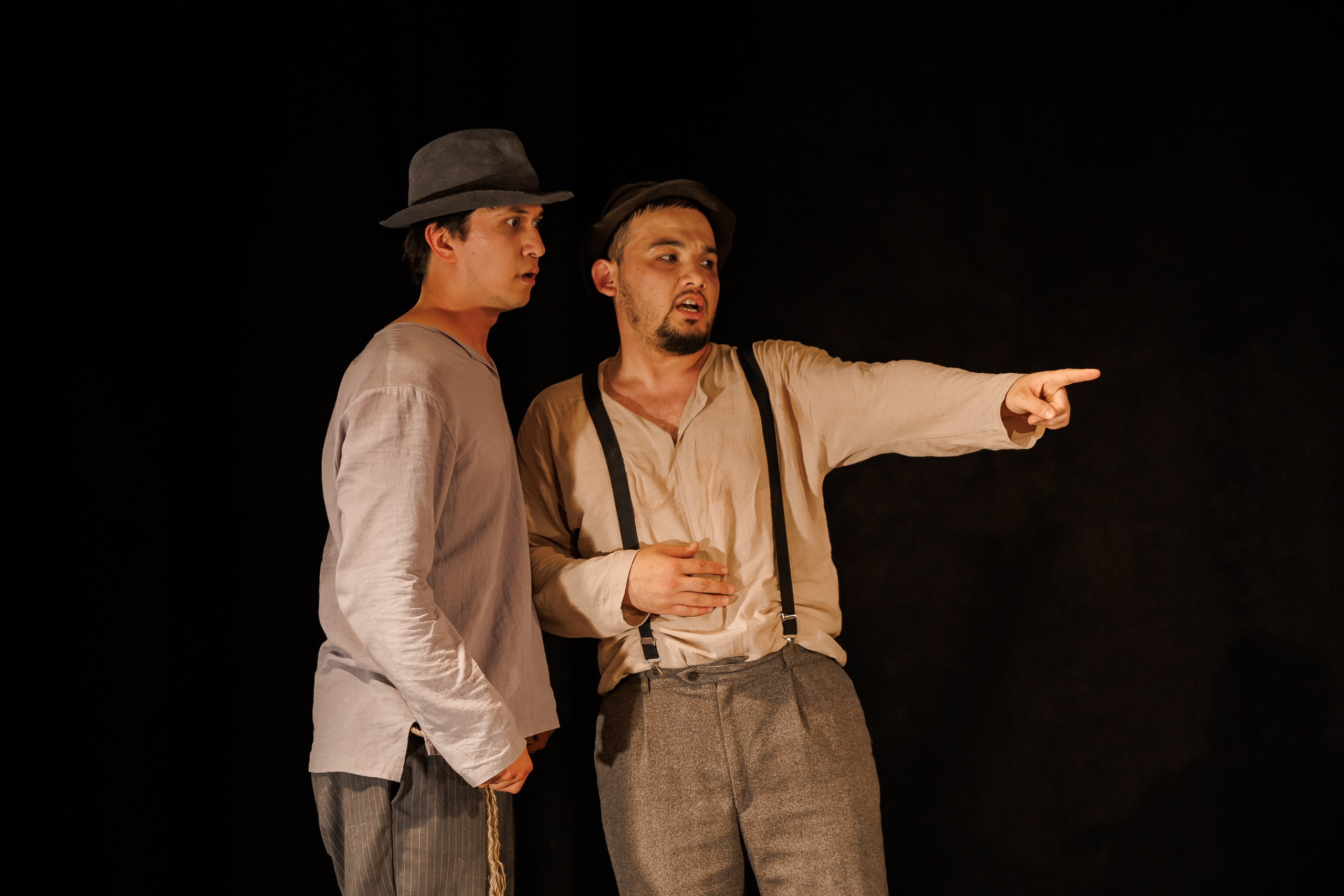 Спектакль «В ожидании Годо» от театра Д. Лица в СПб. Фотограф в Санкт-Петербурге — Сергей Петров