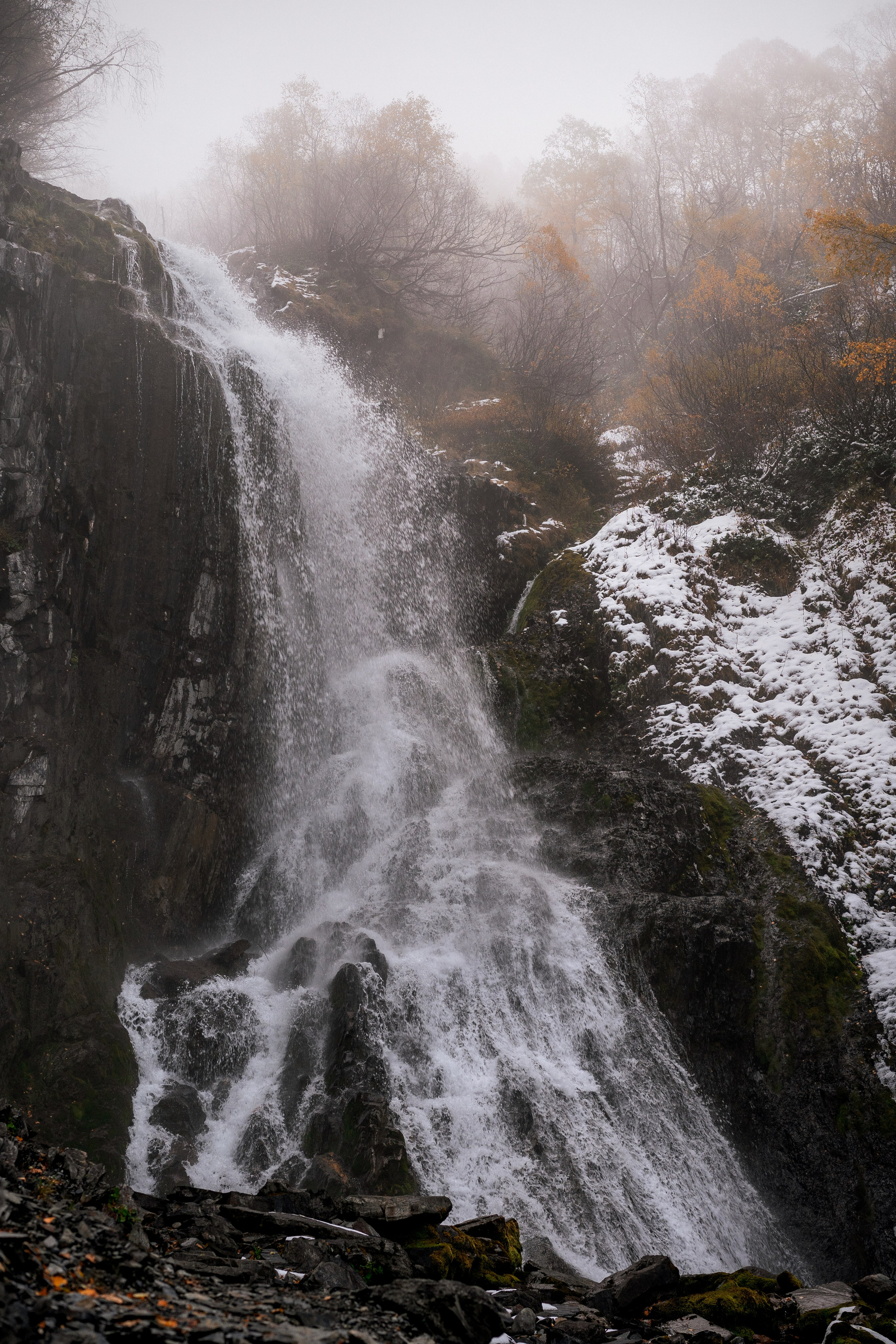 Верхний Чучхурский водопад, осень