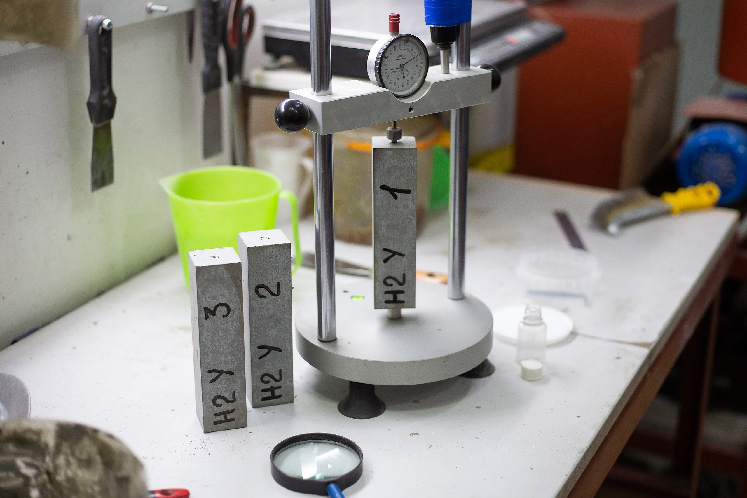 Фотографии с производства. Roman — Репортажный фотограф в Новосибирске