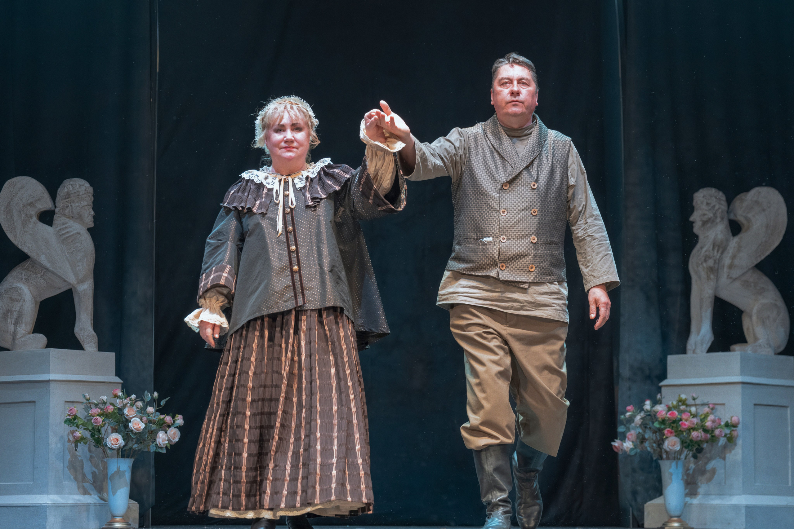 Театр Роста: Отцы и Дети. Сайт фотографа Сергея Абрамова